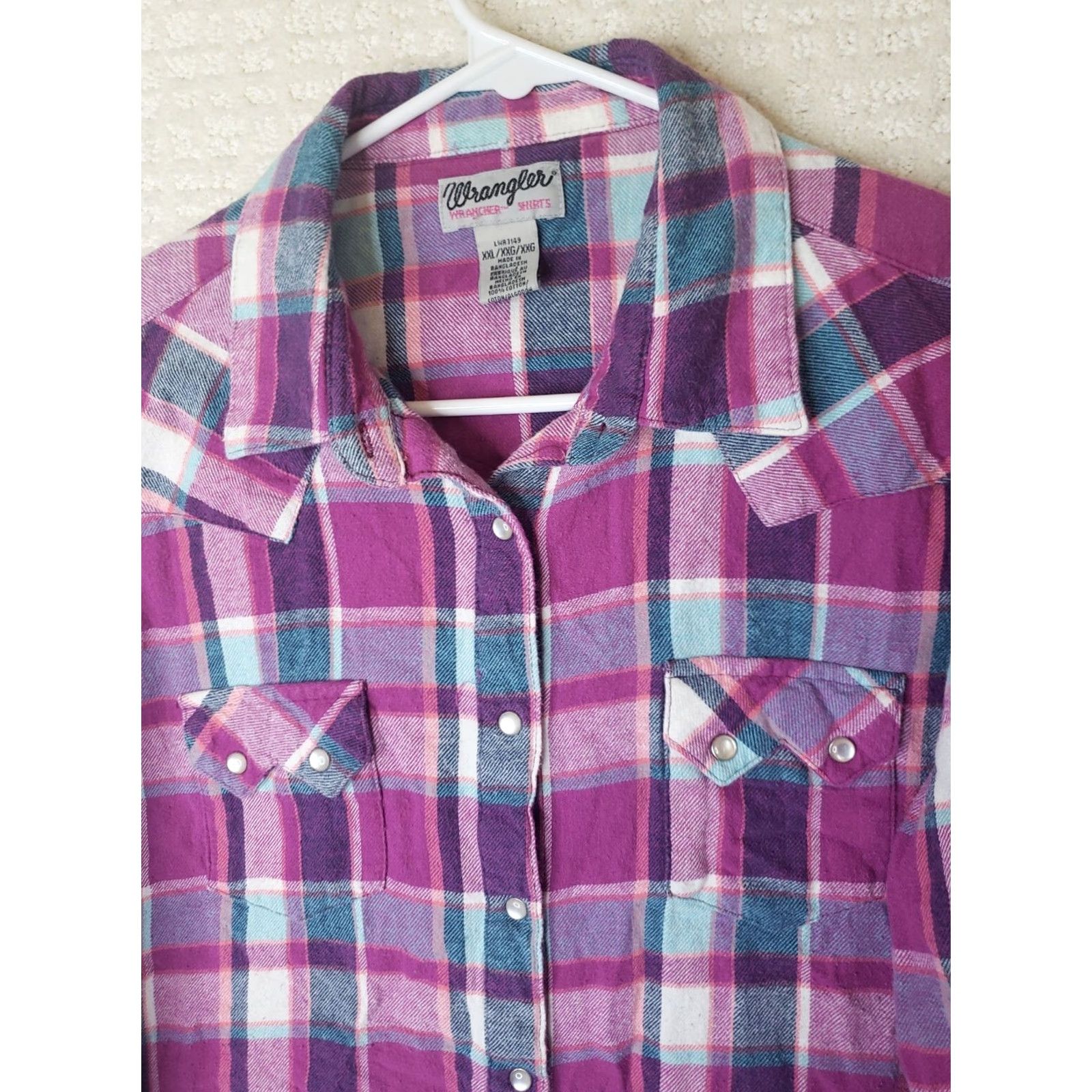 Wrangler VINTAGE Wrangler Wrancher Women's XXL Hot Pink Plaid Pearl Snap Western Shirt L/S Size XXL / US 16-18 / IT 52-54 - 3 Thumbnail