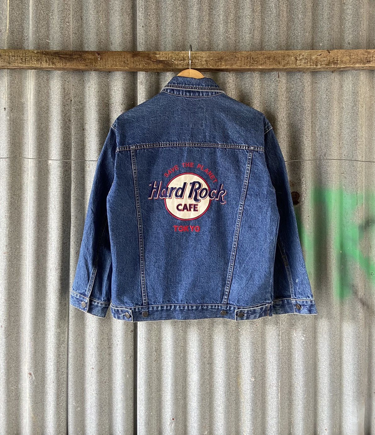 Hard Rock Cafe VINTAGE HARD ROCK TOKYO DENIM JEANS TRUCKER JACKET Size US XS / EU 42 / 0 - 1 Thumbnail