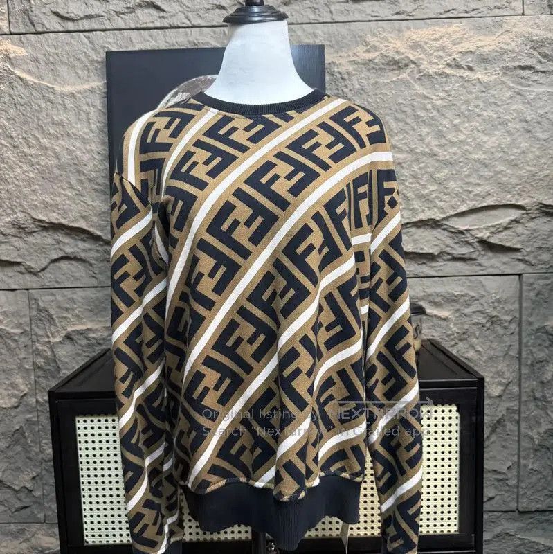 Fendi Fendi Colorblock Cotton Sweatshirt for Women . Size M / US 6-8 / IT 42-44 - 1 Thumbnail
