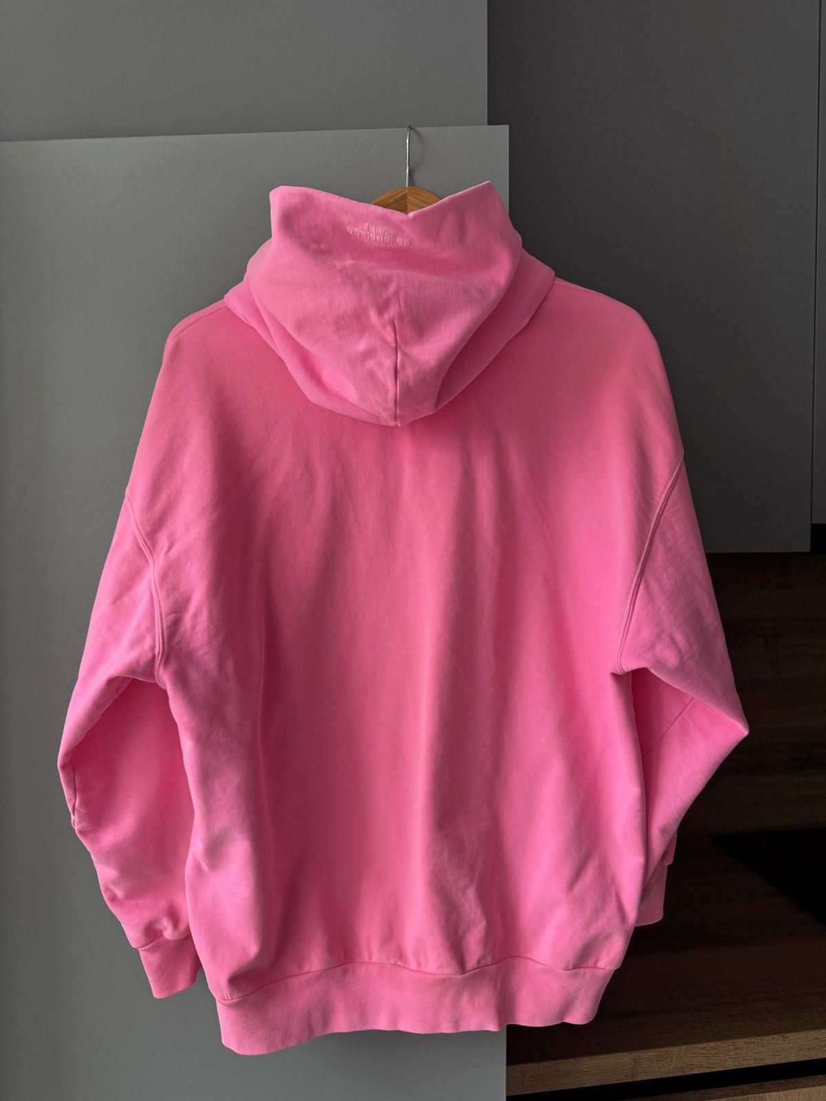 Balenciaga Balenciaga Pink Faded Mud Dye Embroidered Logo Hoodie Size XS / US 0-2 / IT 36-38 - 7 Thumbnail