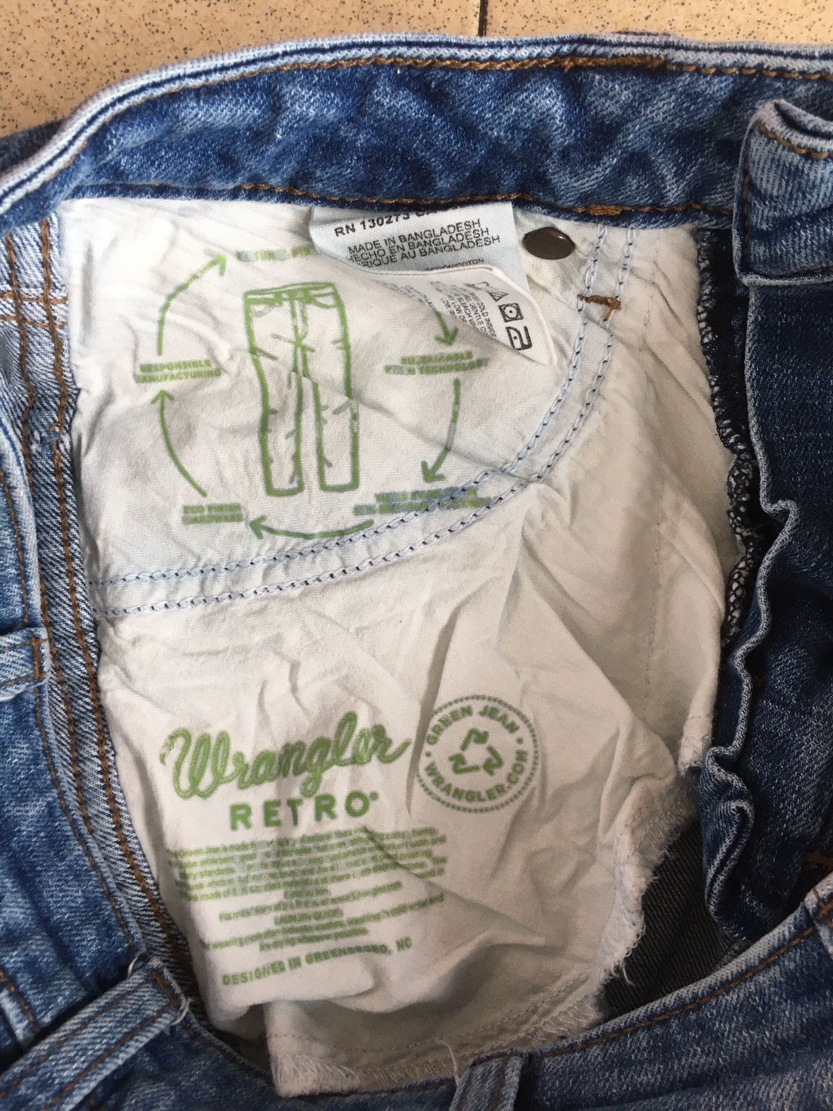 Wrangler Wranglers high rise flare Size 29" - 8 Thumbnail
