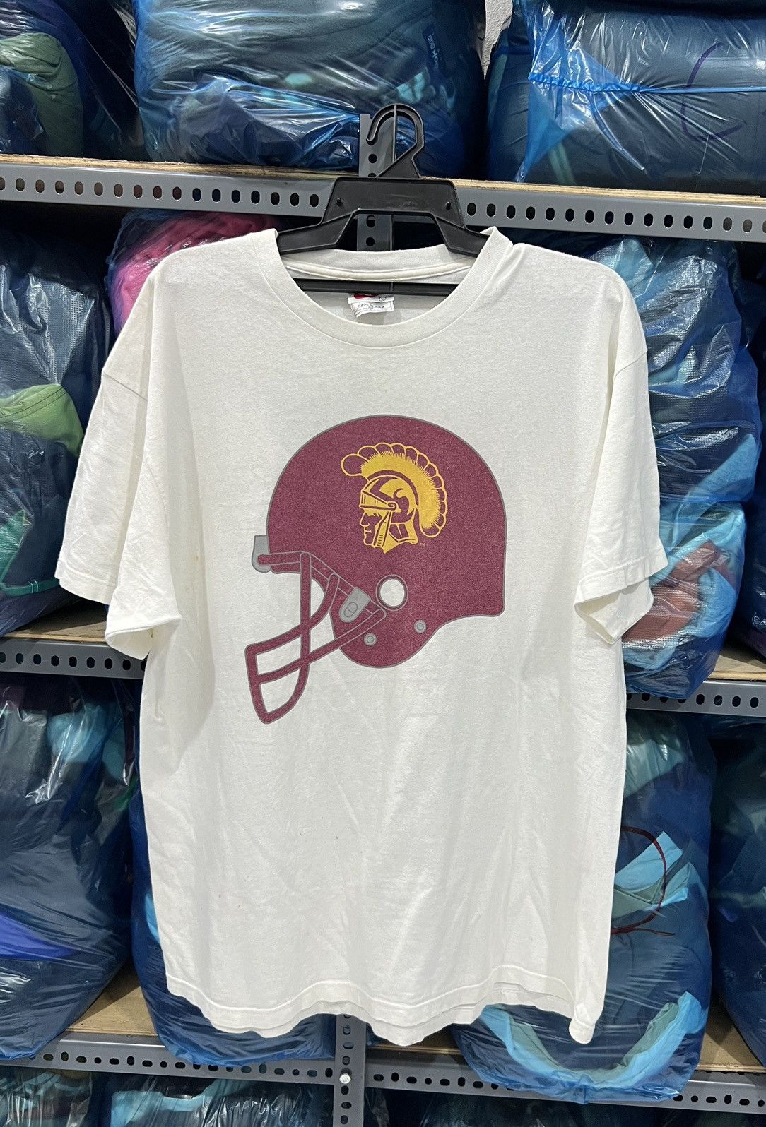 Nike Vintage Nike USC Trojans White Size Medium Football Helmet Size US L / EU 52-54 / 3 - 1 Thumbnail