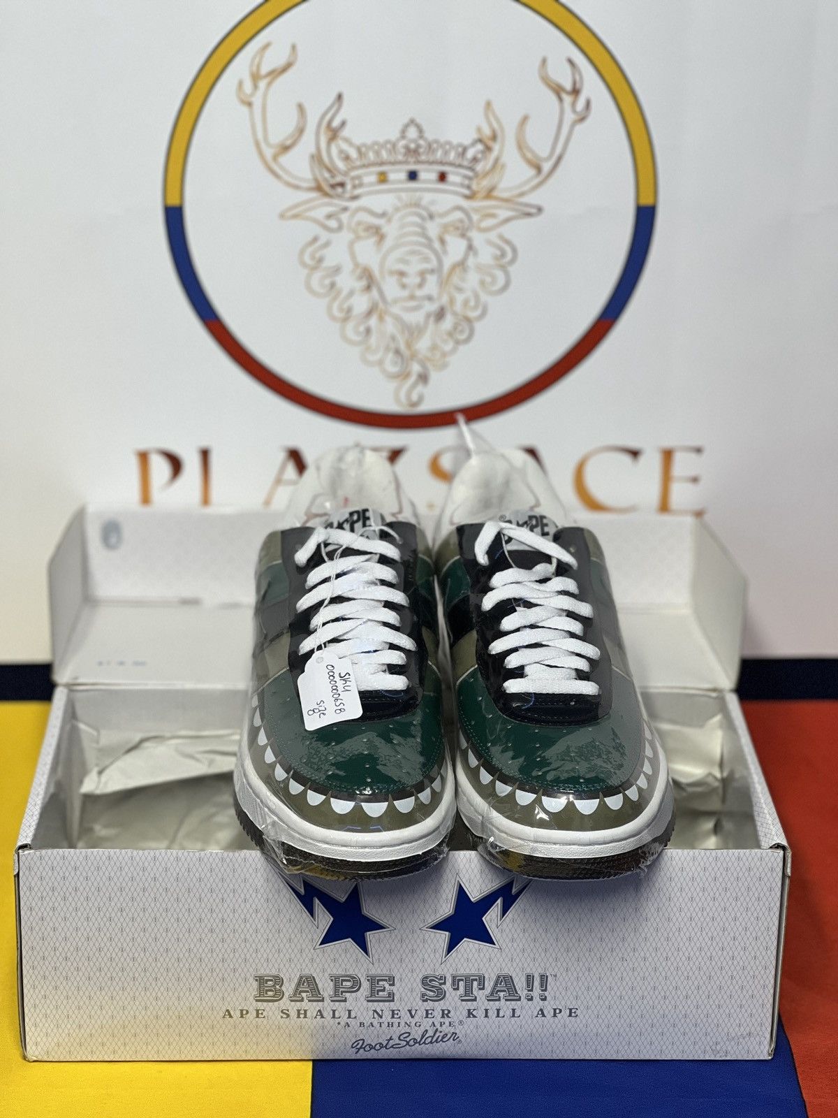 Bape × Kaws A Bathing Ape Bape Sta Low X Kaws Size US 8 / EU 41 - 7 Thumbnail
