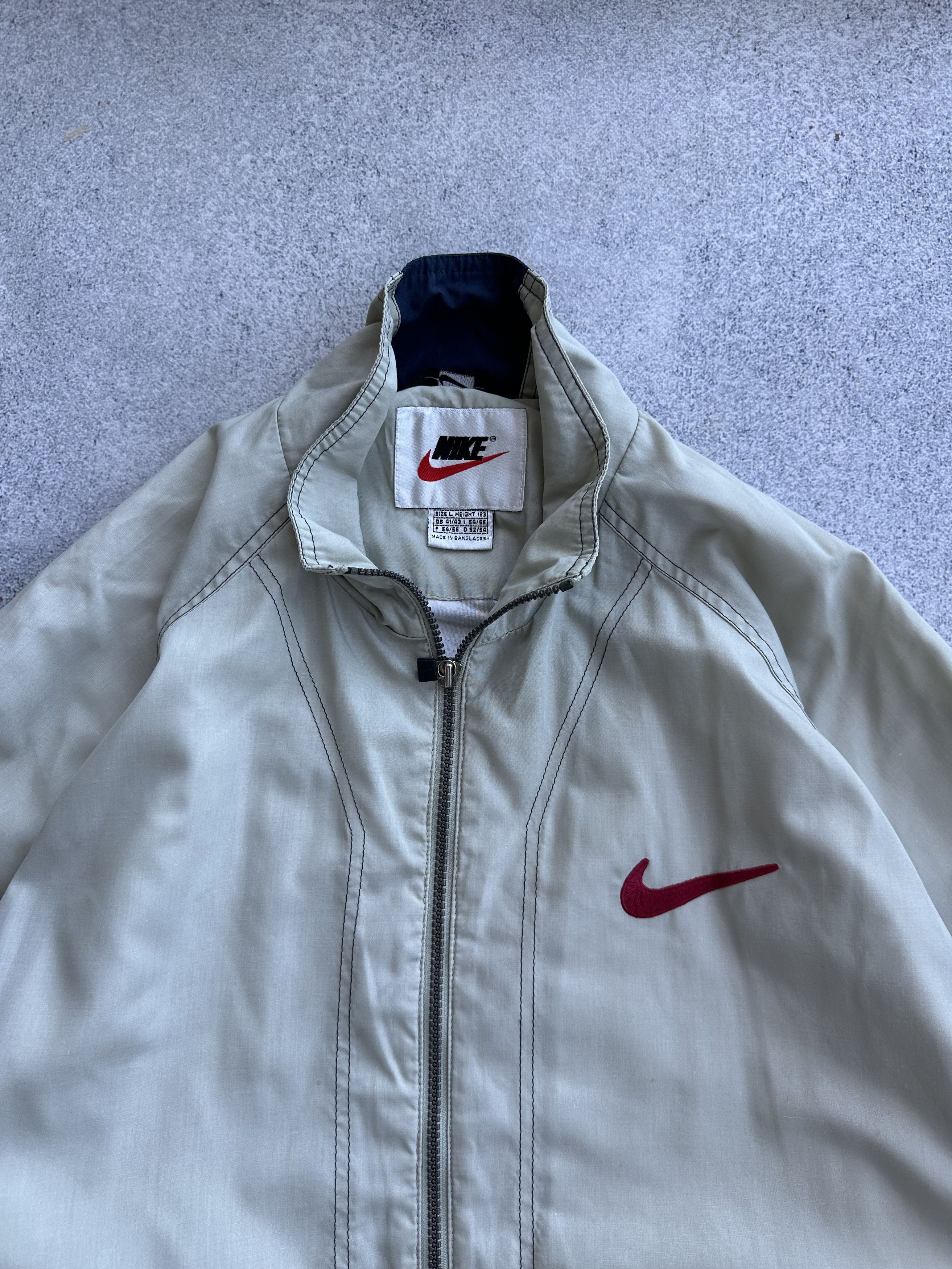 Nike × Vintage Nike Authentic Athletic Beige Vintage Track Jacket Size US L / EU 52-54 / 3 - 7 Thumbnail
