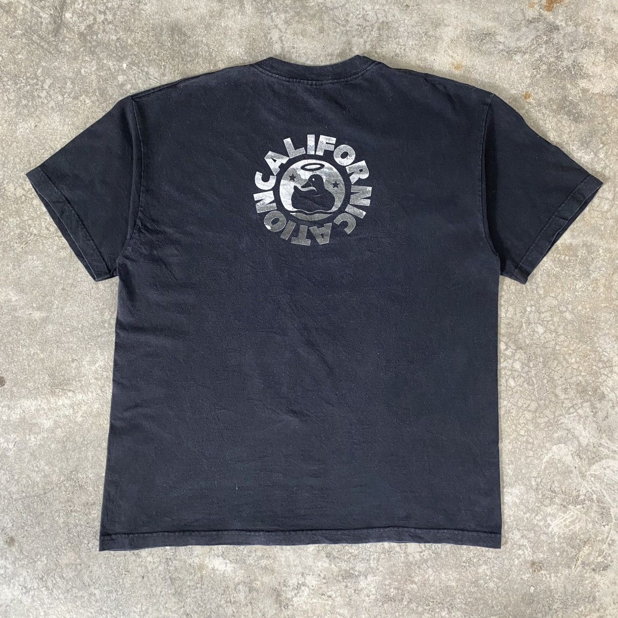 Band Tees Vintage 1999 Red Hot Chili Peppers Californication Band Tee Size US XL / EU 56 / 4 - 7 Thumbnail