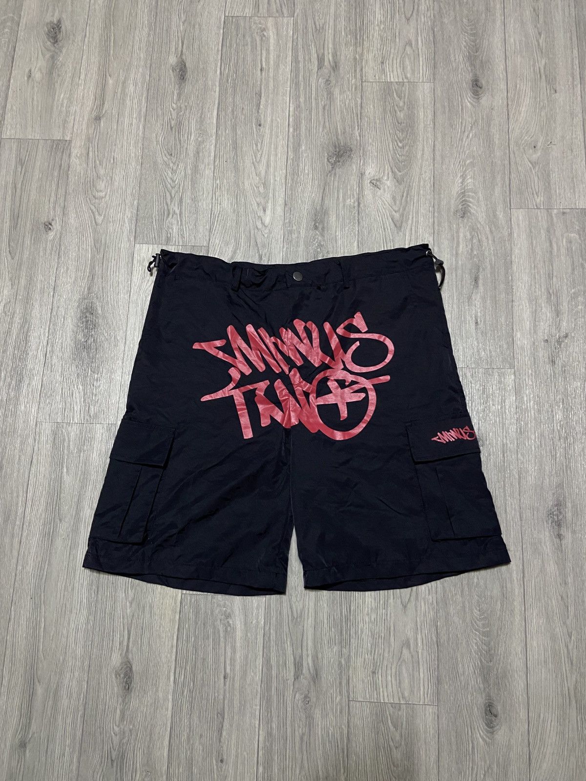 Corteiz Minus Two Cargo Shorts Size M Size US 32 / EU 48 - 1 Thumbnail