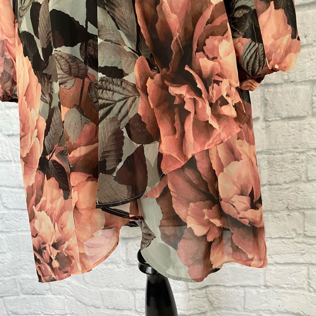 Jennifer Lopez Jennifer Lopez women XS scoopneck cold shoulder floral print Size XS / US 0-2 / IT 36-38 - 2 Thumbnail