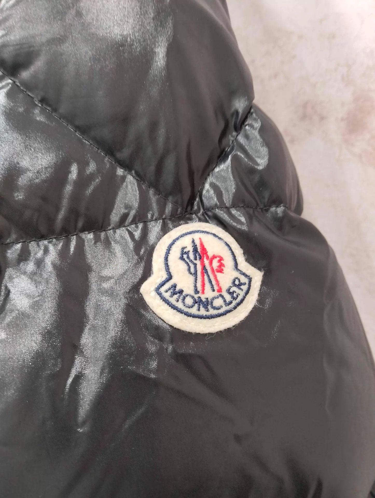 Moncler Moncler Glossy Colorblocked Puffer Jacket Size 3 Size US L / EU 52-54 / 3 - 3 Thumbnail