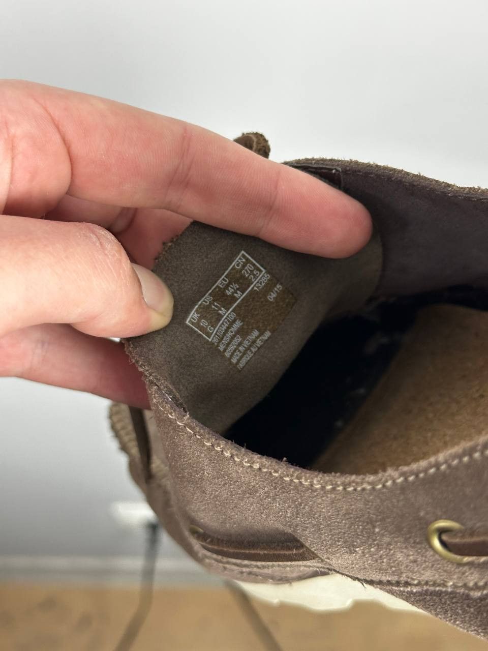 Clarks Clarks Wallabee Dakin Row Suede Beige Tan Slip Ons Size US 11.5 / EU 44-45 - 15 Thumbnail