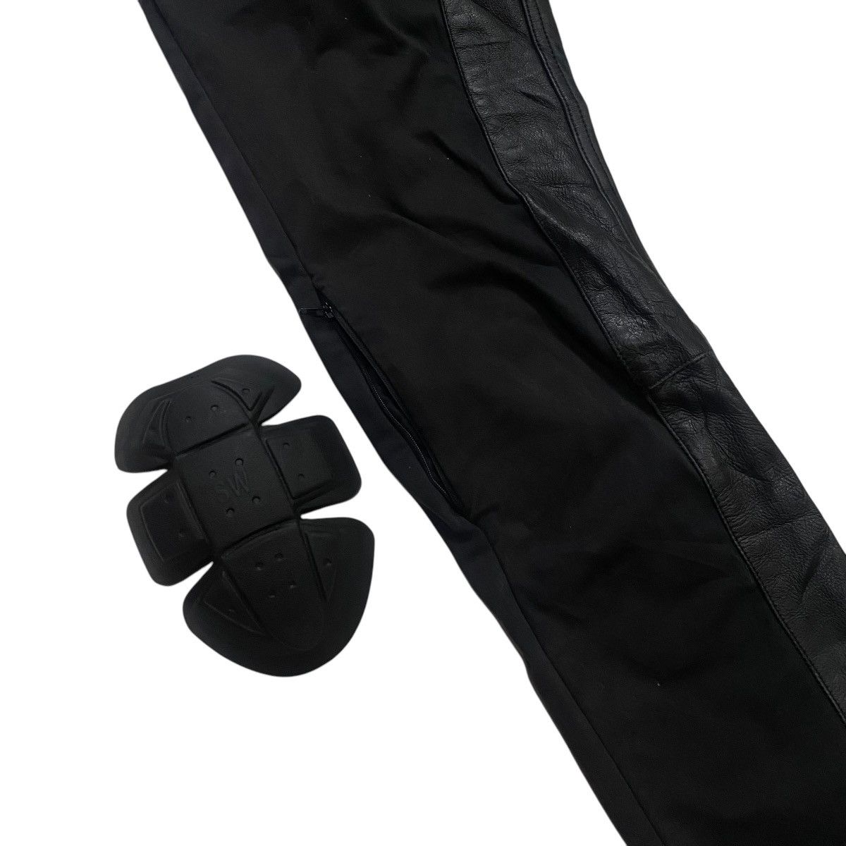 Japanese Brand Degner motocycle pant pads Size US 32 / EU 48 - 12 Thumbnail