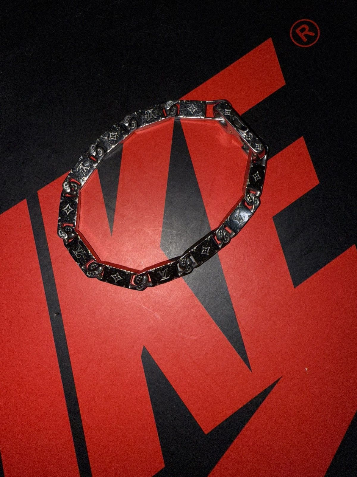 Louis Vuitton Louis Vuitton bracelet Size ONE SIZE - 1 Thumbnail