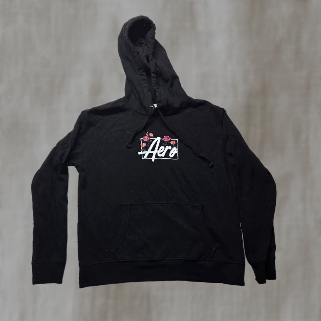 Vintage Aéropostale Logo Floral Sweater Hoodie Adult Women L Large Black Floral Logo Hoodie Pullover 80s Preppy Sportswear Women Size L / US 10 / IT 46 - 1 Thumbnail