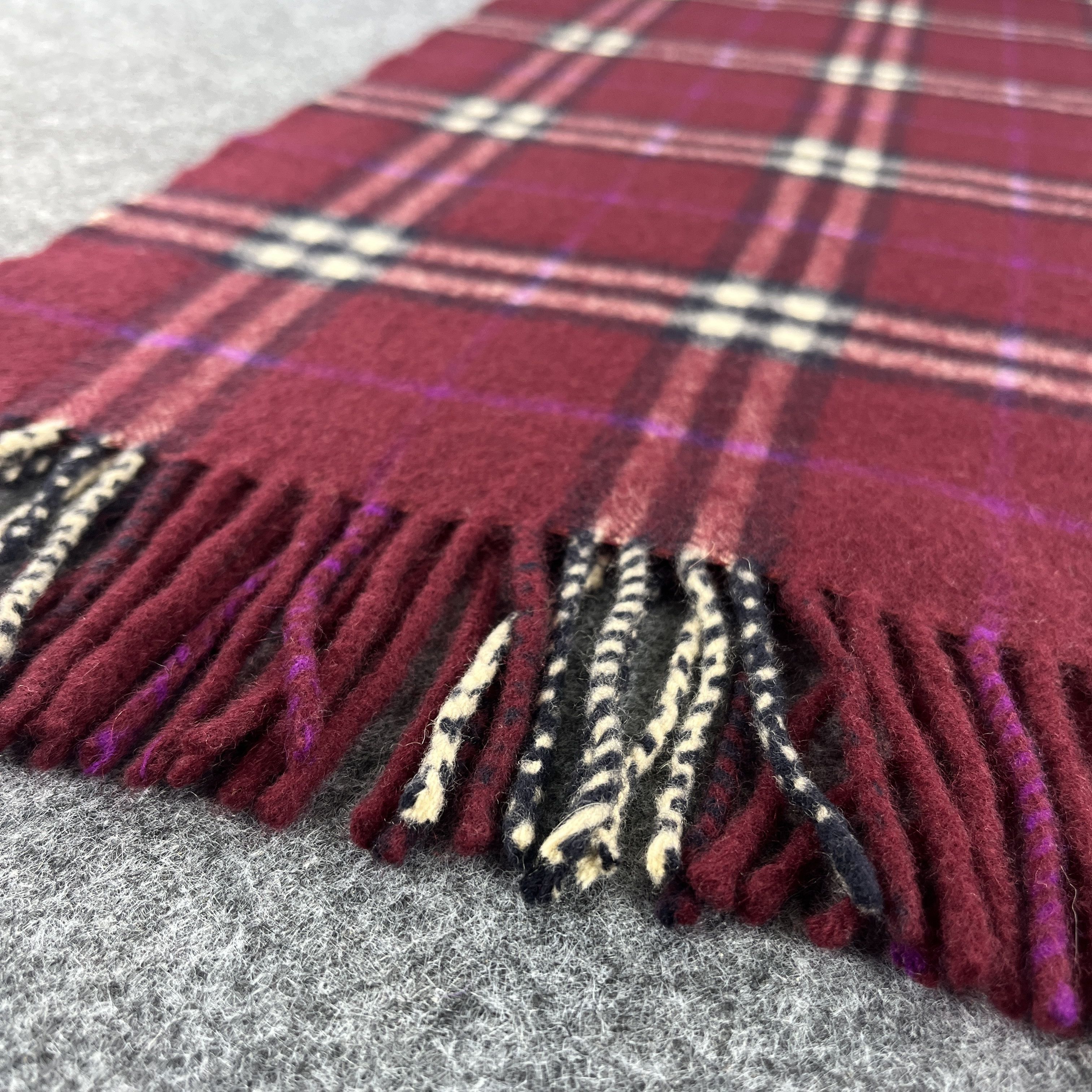 Burberry Burberry Scarf / Muffler / Neckwear T1312 Size ONE SIZE - 10 Thumbnail