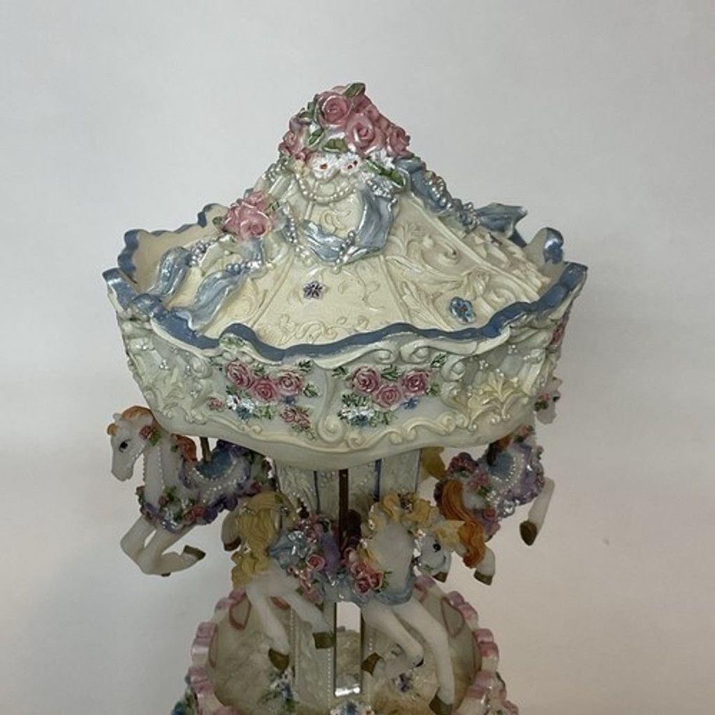 Other VTG San Francisco Music Box All The Pretty Horses Music Box Size ONE SIZE - 5 Thumbnail