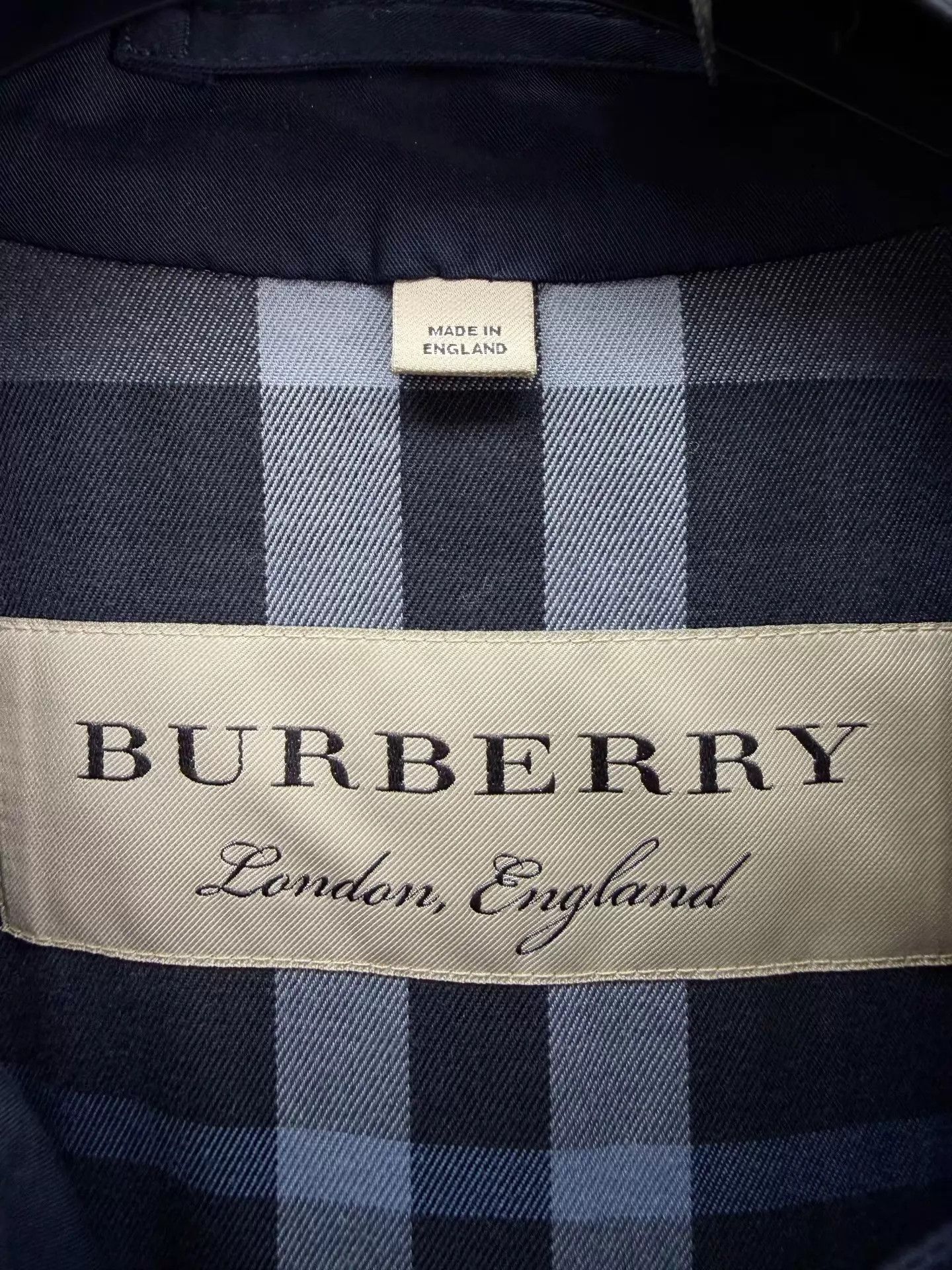 Burberry Burberry Men's Trench Coat 50 2Worn Size US M / EU 48-50 / 2 - 3 Thumbnail