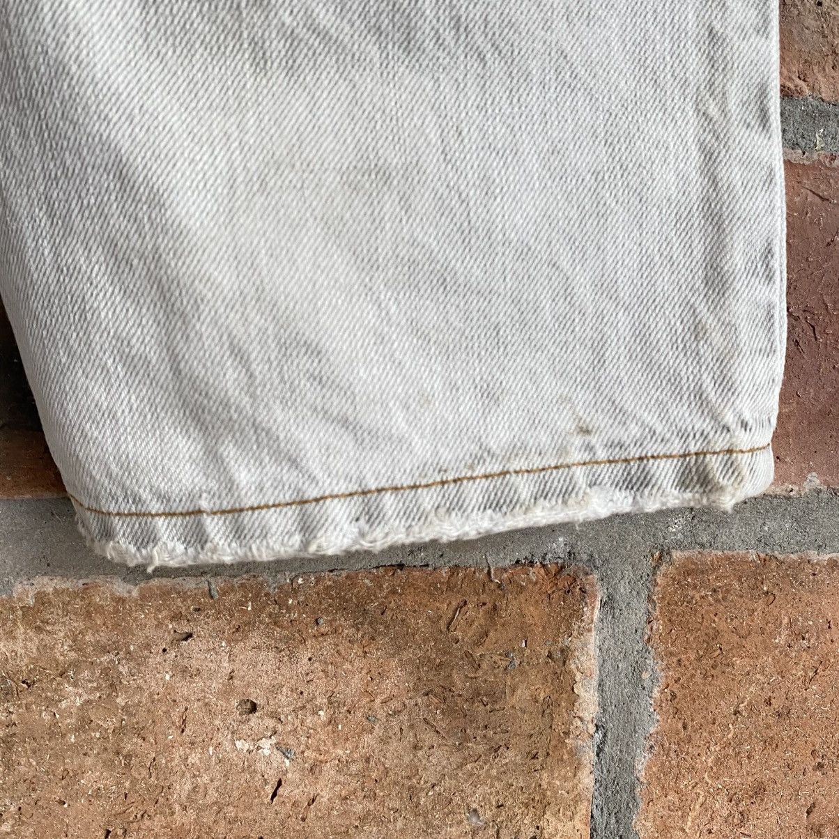 Dolce & Gabbana DOLCE & GABBANA® Light Grey Distressed Straight-Leg Jeans Size US 39 - 13 Thumbnail