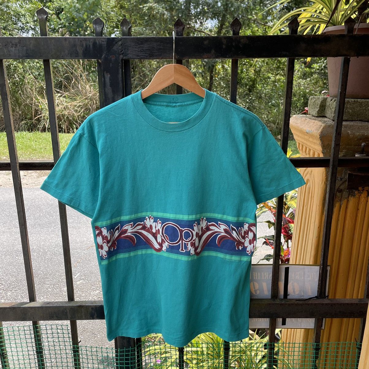 Ocean Pacific 🔥Vintage 1993 Ocean Pacific Hawaiian Motive Design Surf Tee Size US M / EU 48-50 / 2 - 1 Thumbnail