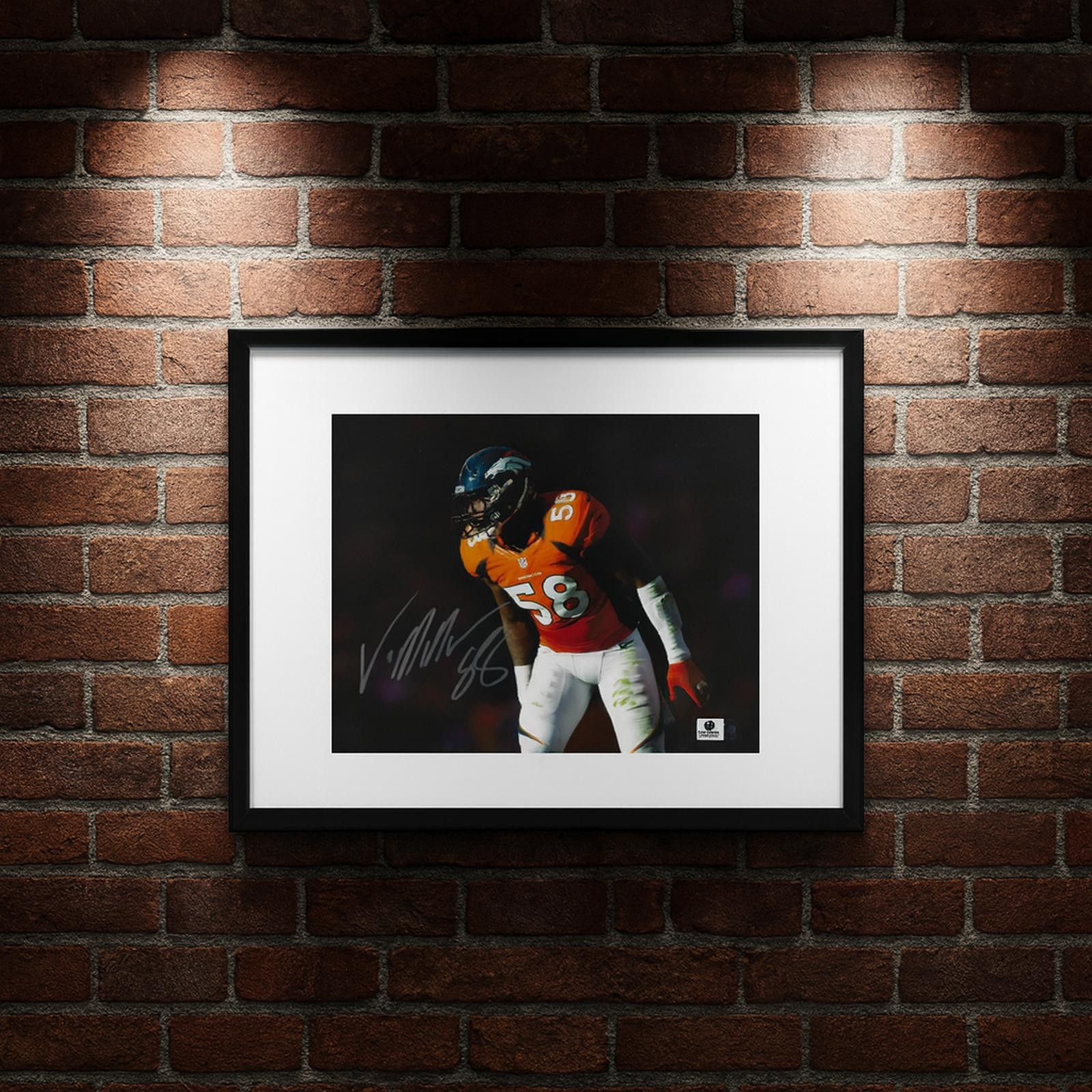 Other Von Miller Broncos Autographed 8x10 Photo coa With Frame Size ONE SIZE - 1 Thumbnail
