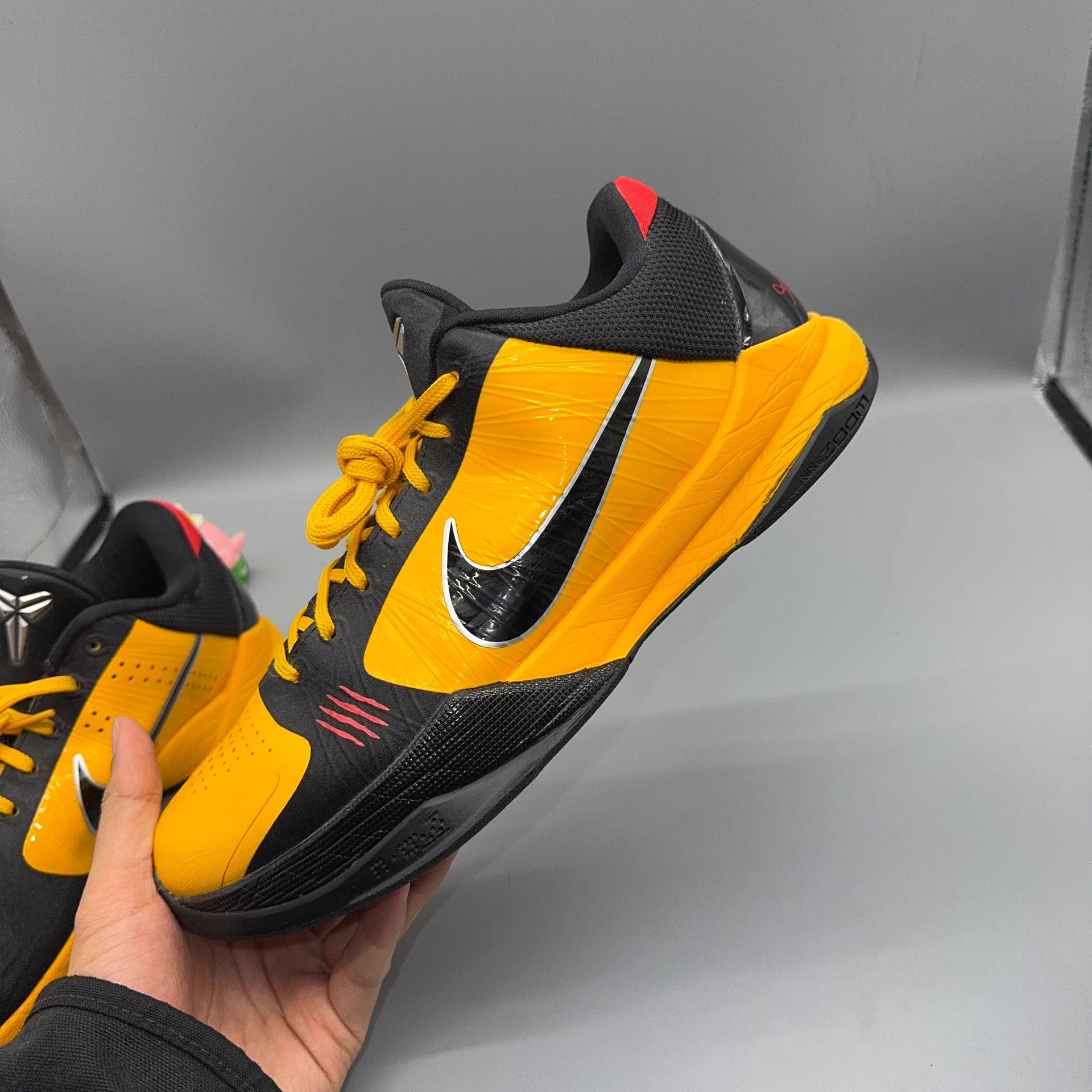 Nike Nike Kobe 5 Protro Dragon Yellow Black 43 Size US 10 / EU 43 - 6 Thumbnail