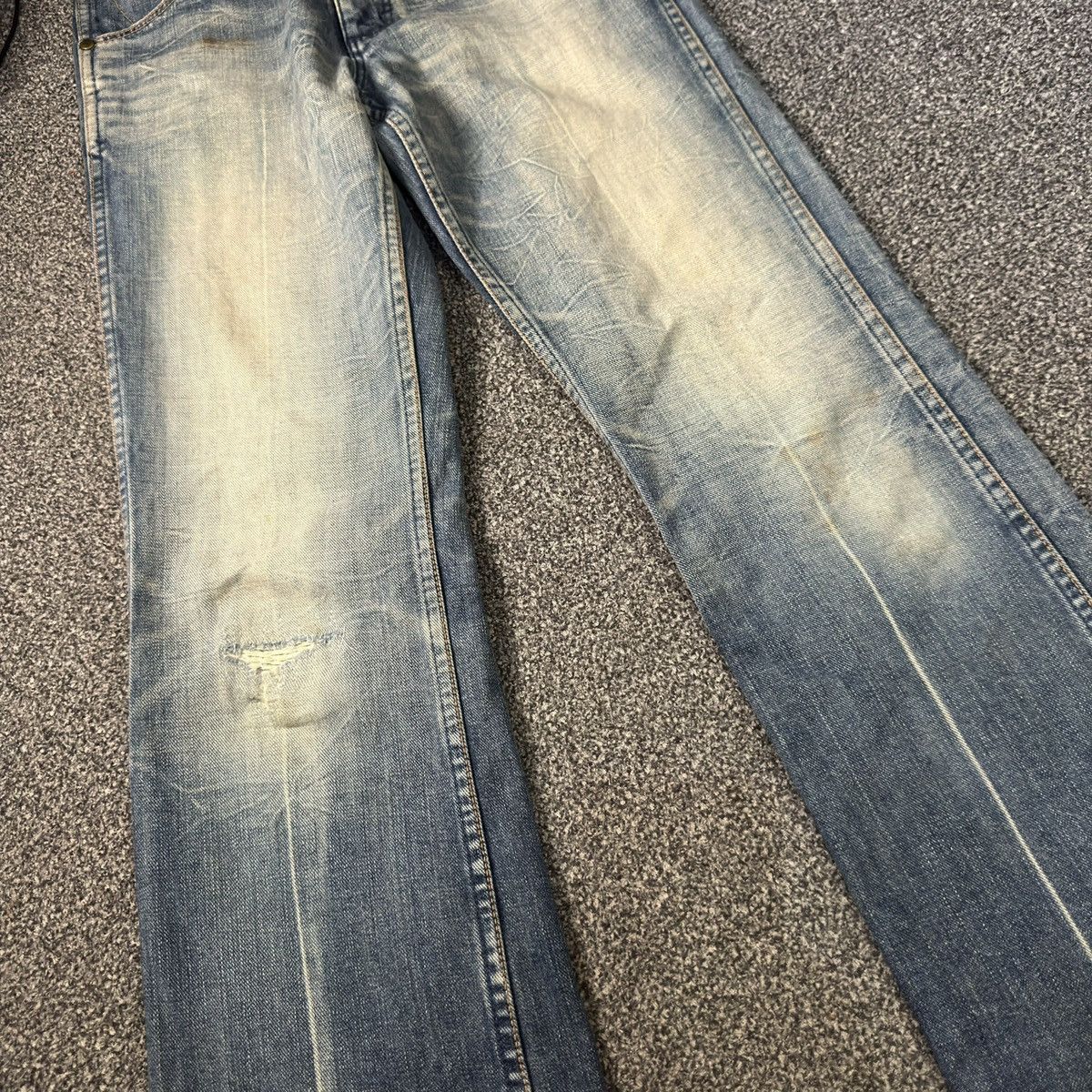 Beauty Beast Vintage 80s Flared Wrangler Distressed Denim Stranger Things Size US 28 / EU 44 - 4 Thumbnail