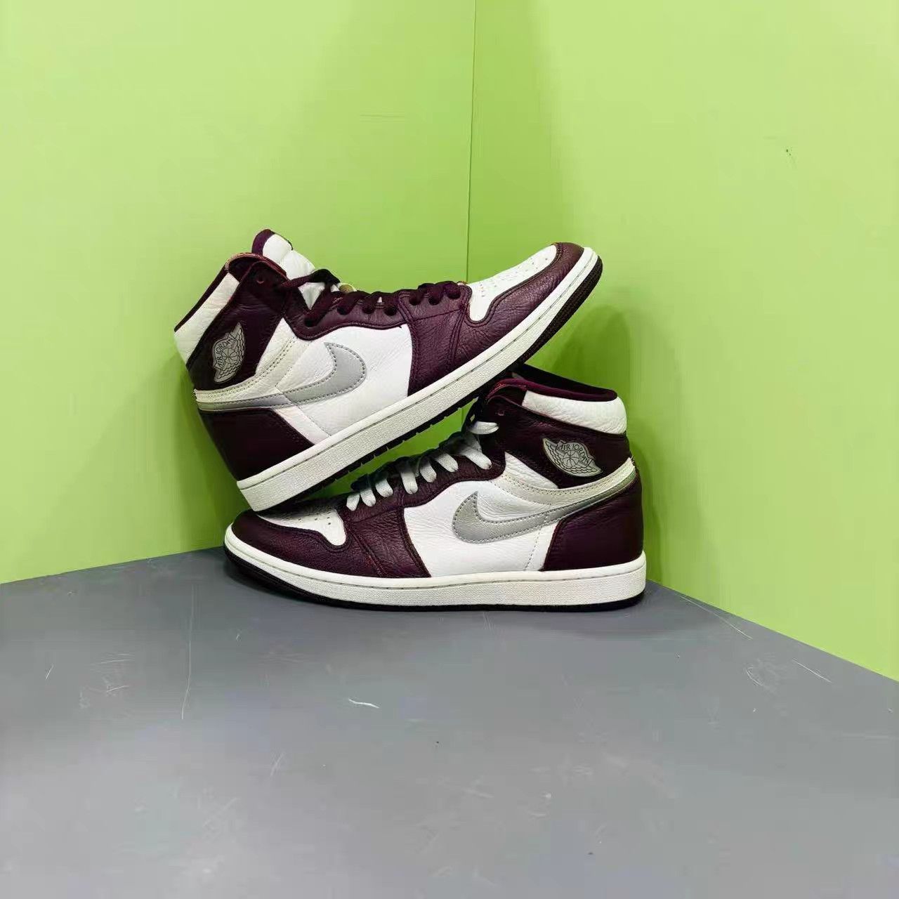 Jordan Brand Air Jordan 1 Bordeaux Sneakers K15 Size US 9 / EU 42 - 3 Thumbnail