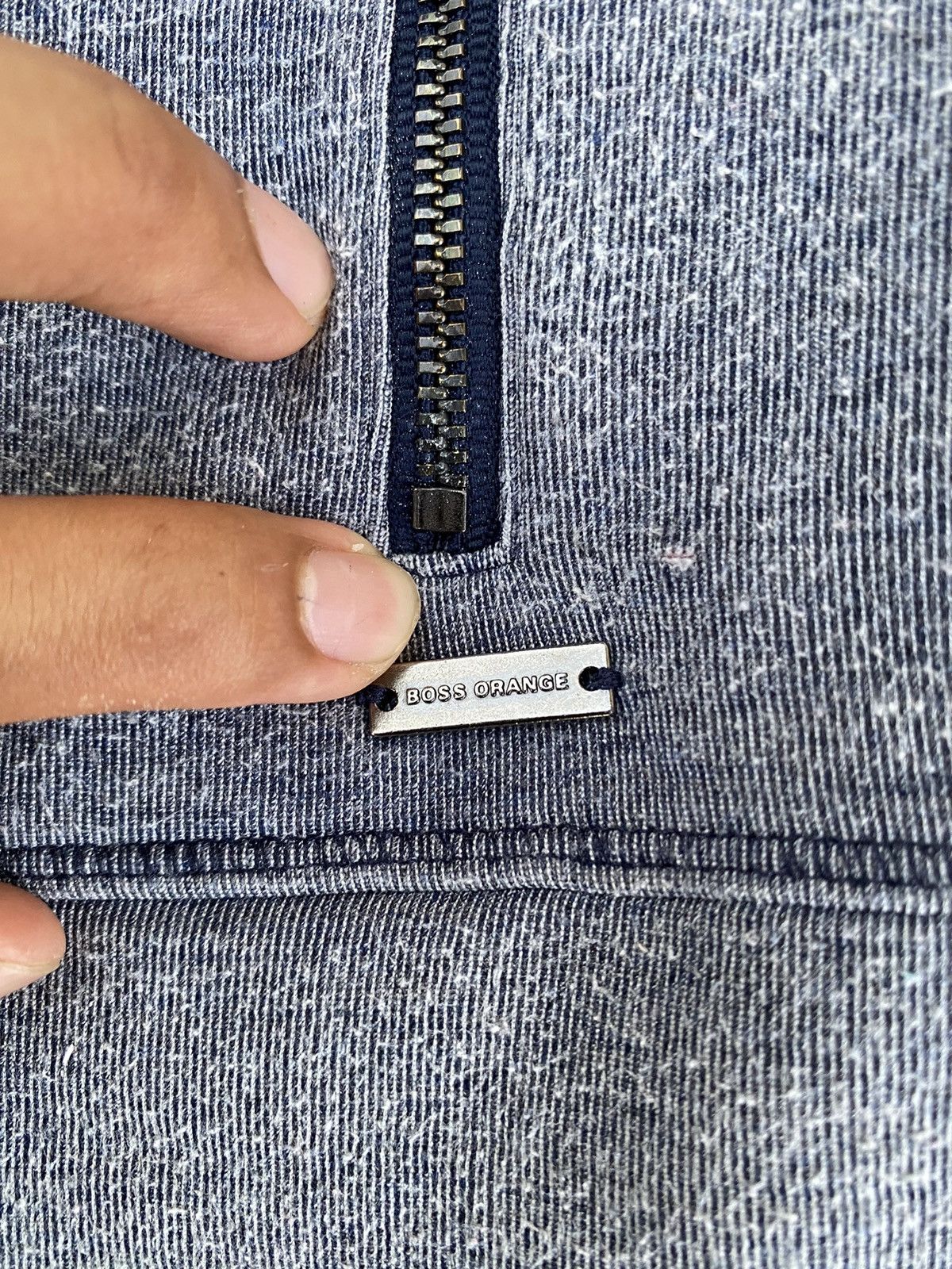 Hugo Boss Archival Sun Faded Hugo Boss Zip Up Sweat Size US M / EU 48-50 / 2 - 6 Thumbnail
