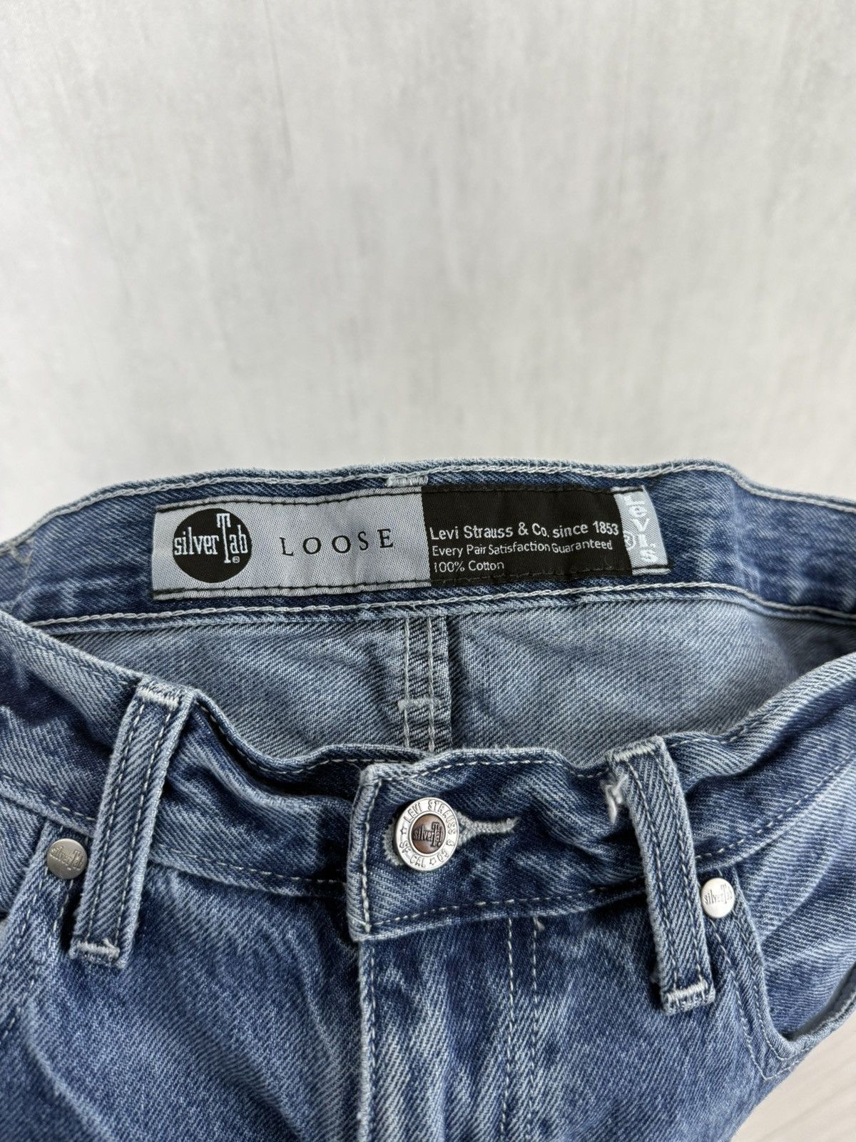 Levi's Levi’s Silver Tab Men’s Loose Fit Blue Denim Jeans Pants Size US 30 / EU 46 - 14 Thumbnail