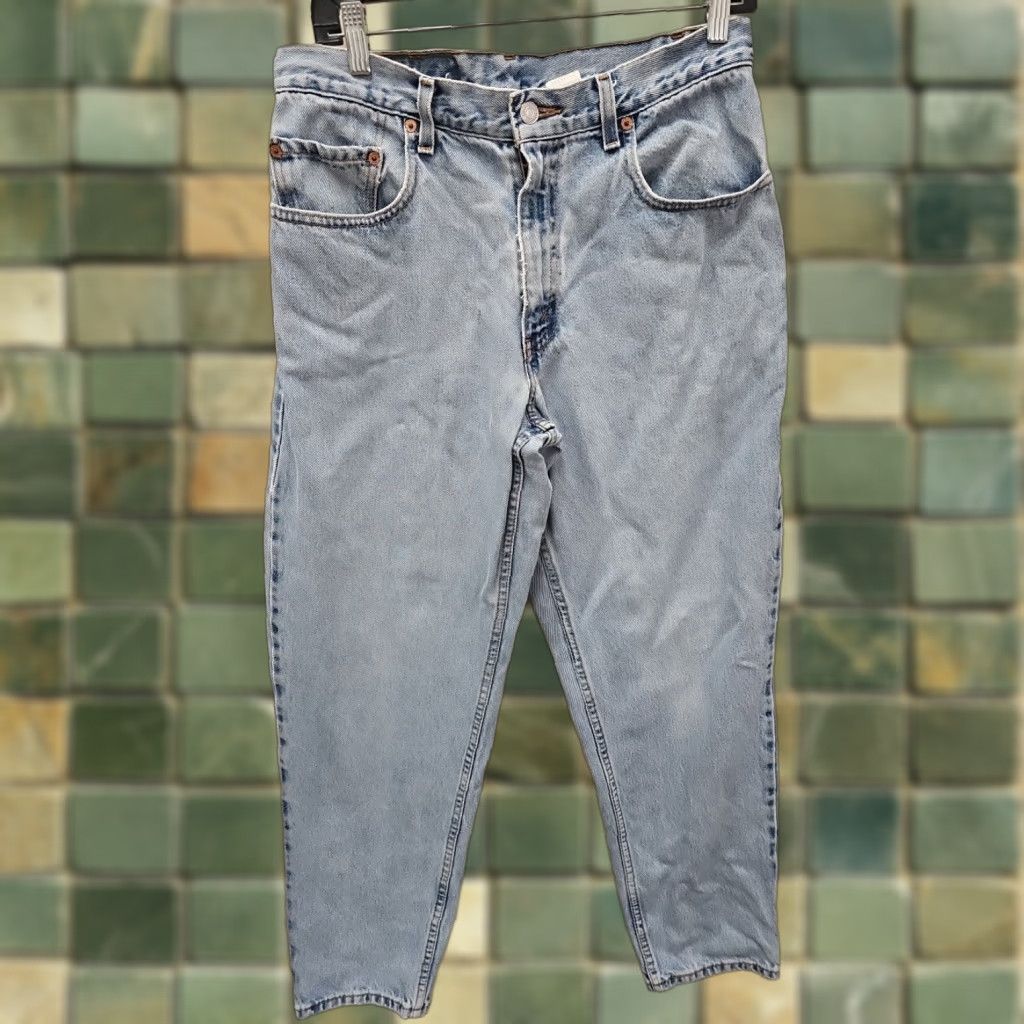 Levi's VINTAGE Levi's Jeans Mens 32x30 Blue 560 Loose Comfort Denim Pants Faded Baggy Size US 32 / EU 48 - 1 Thumbnail