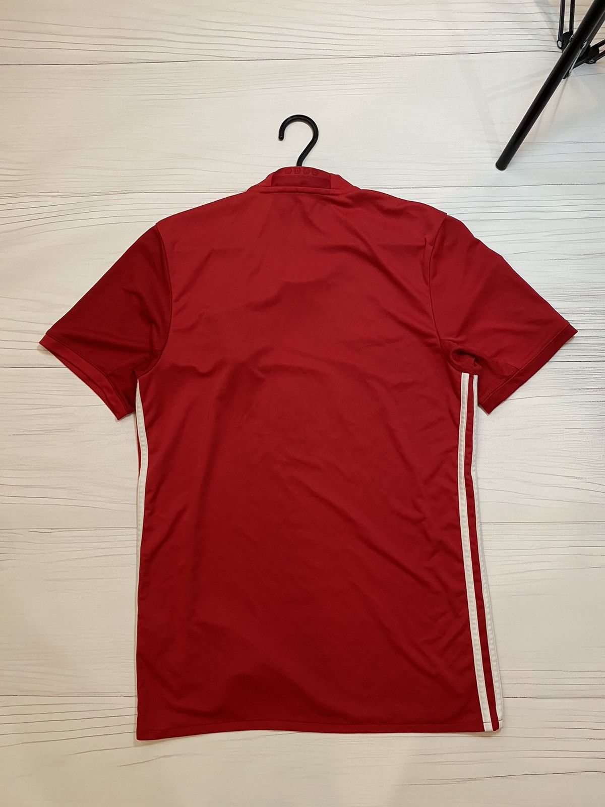 Adidas Adidas Manchester United 2016/2017 Jersey Football T Shirt Size US M / EU 48-50 / 2 - 2 Thumbnail