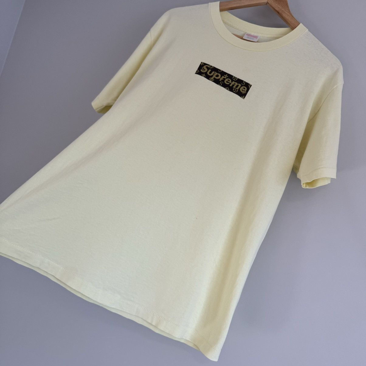 Supreme 2000 Supreme Monogram LV Box Logo Tee Size US L / EU 52-54 / 3 - 5 Thumbnail