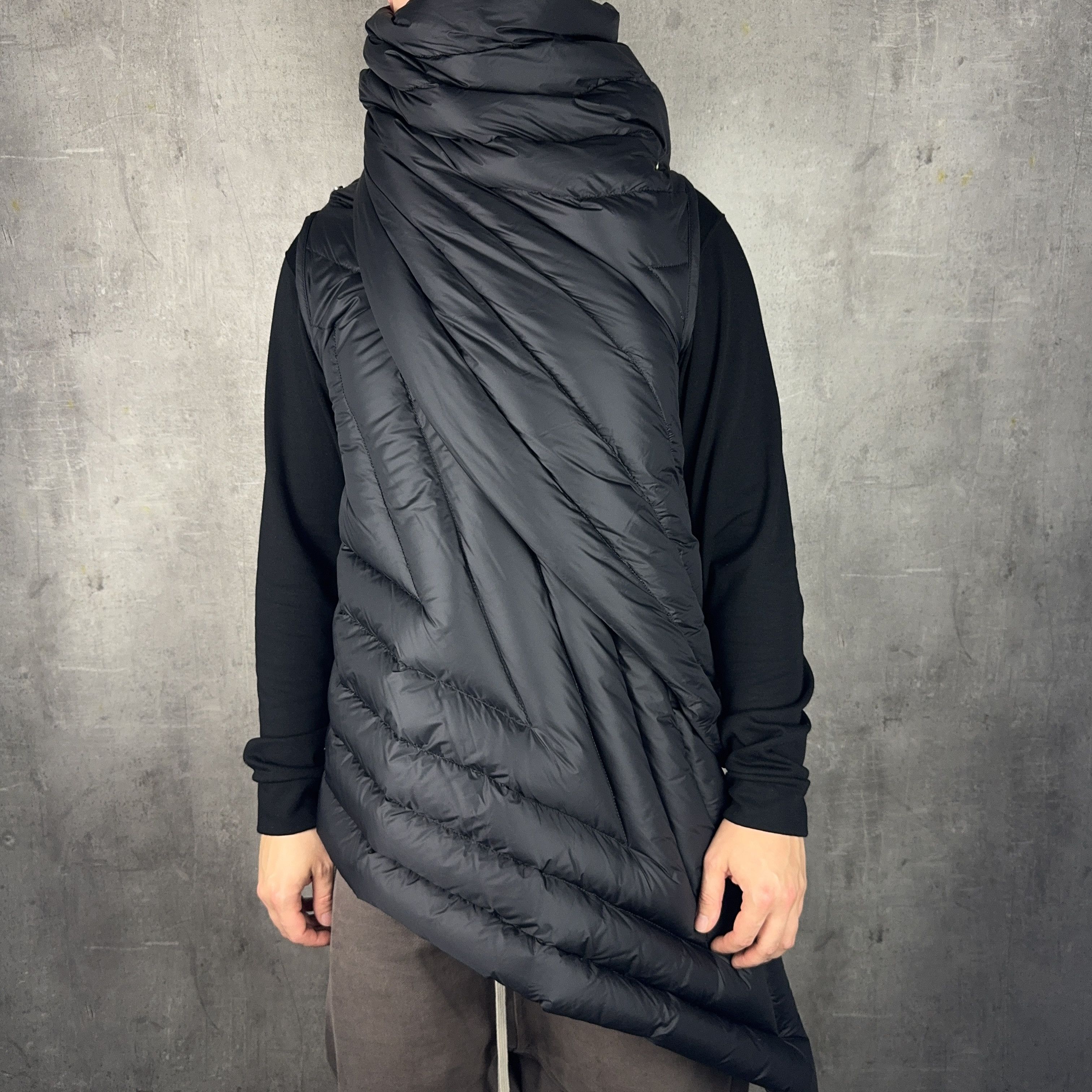Rick Owens RICK OWENS FW23 Luxor Gleam Scarf Down Vest Gilet Size US M / EU 48-50 / 2 - 8 Thumbnail