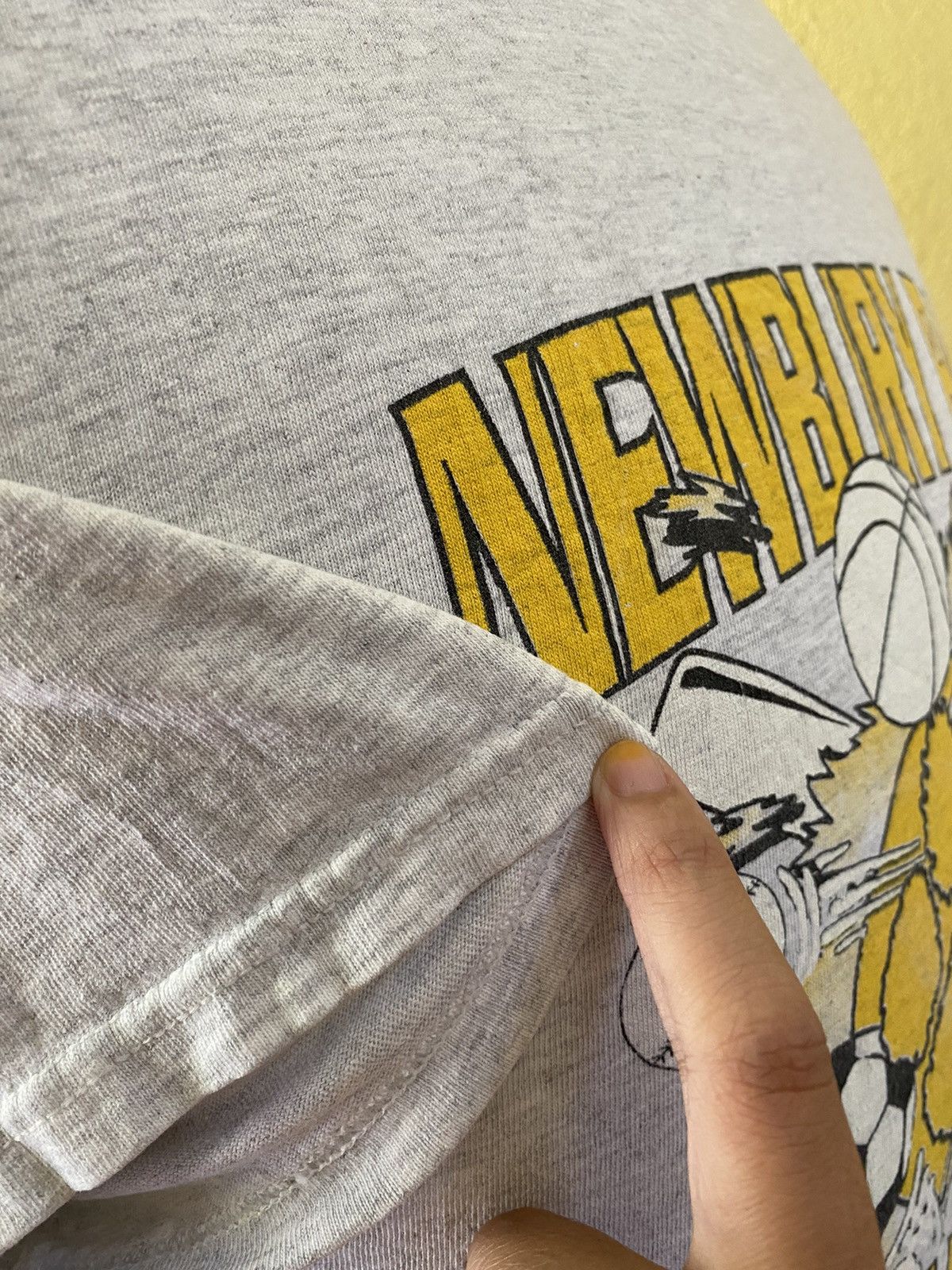 Vintage Newbury Park Vintage Tshirt Size US L / EU 52-54 / 3 - 7 Thumbnail
