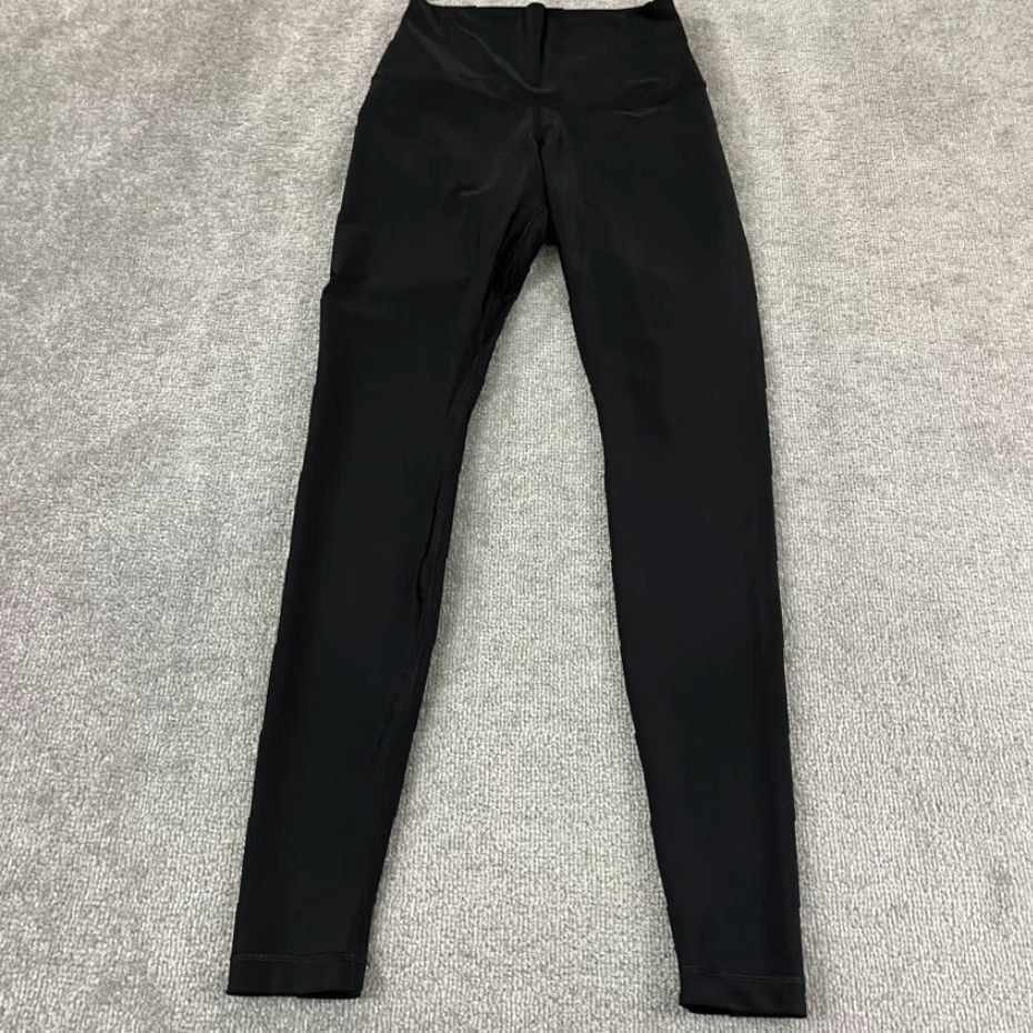 Lululemon VINTAGE? No. So: Lululemon Leggings Women’s Size 6 Black Ankle Activewear Yoga Run Gym 31" Inseam Size 28" / US 6 / IT 42 - 4 Thumbnail