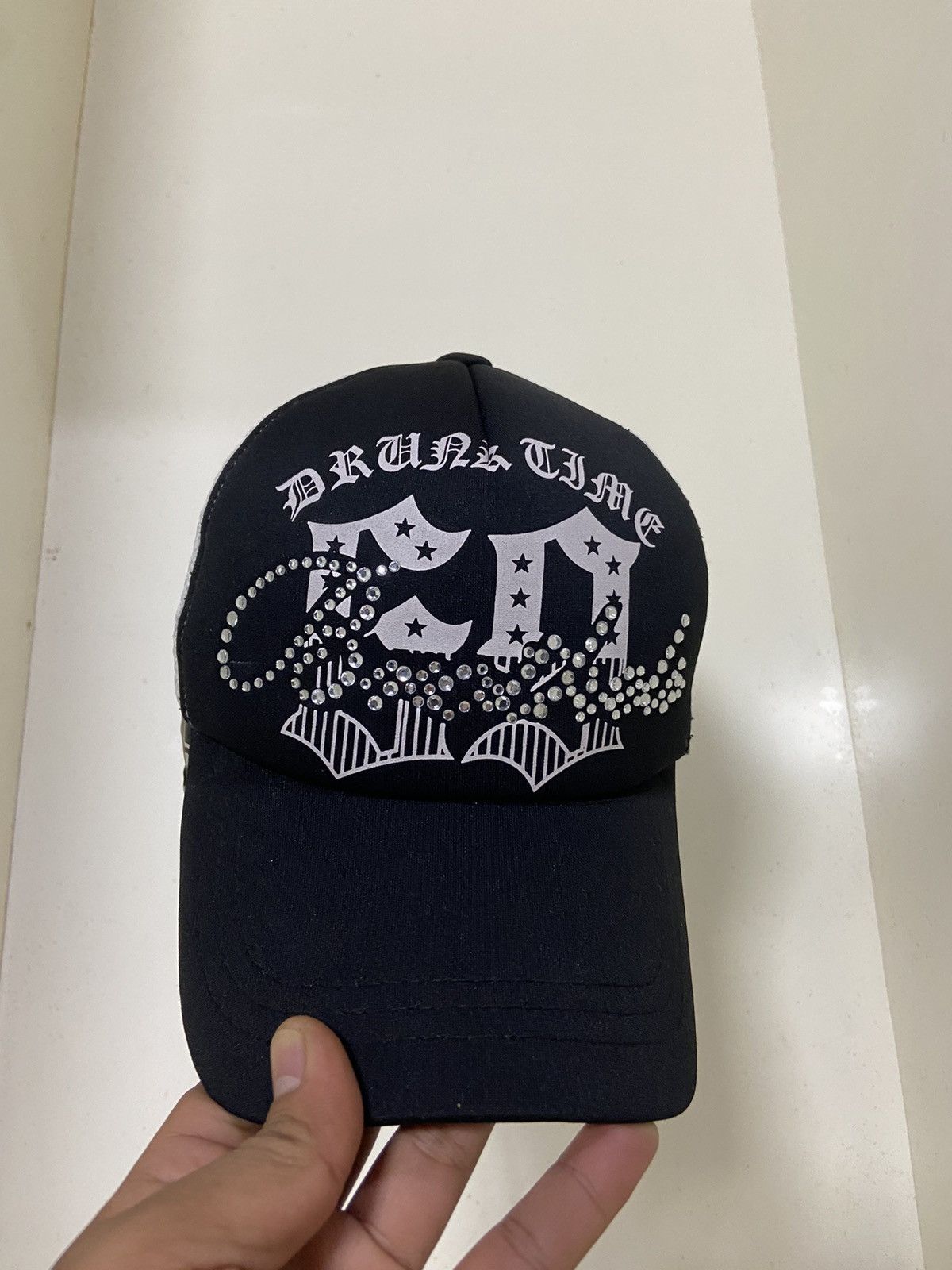 If Six Was Nine 2000s skulls drunk time L.G.B style trucker hat Size ONE SIZE - 4 Thumbnail