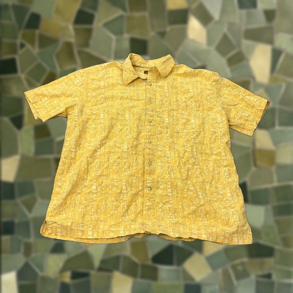 Vintage VINTAGE St. John's Bay Shirt L Mens Yellow Outdoor Fishing Hawaiian Style Casual Short Sleeve Button-Up Size US L / EU 52-54 / 3 - 1 Thumbnail