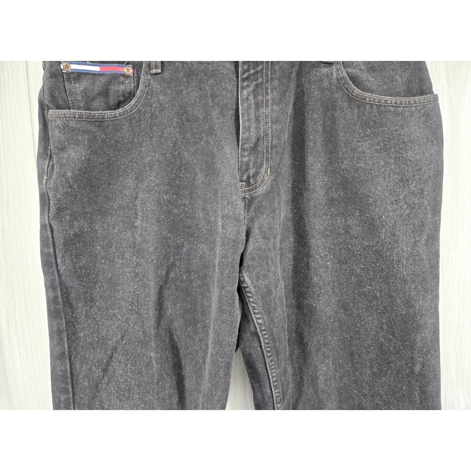 Tommy Hilfiger VINTAGE Tommy Hilfiger Jeans Men 36x32 Cotton Denim Straight Black Faded Logo Button Zip USA 90s Mens Size US 36 / EU 52 - 4 Thumbnail