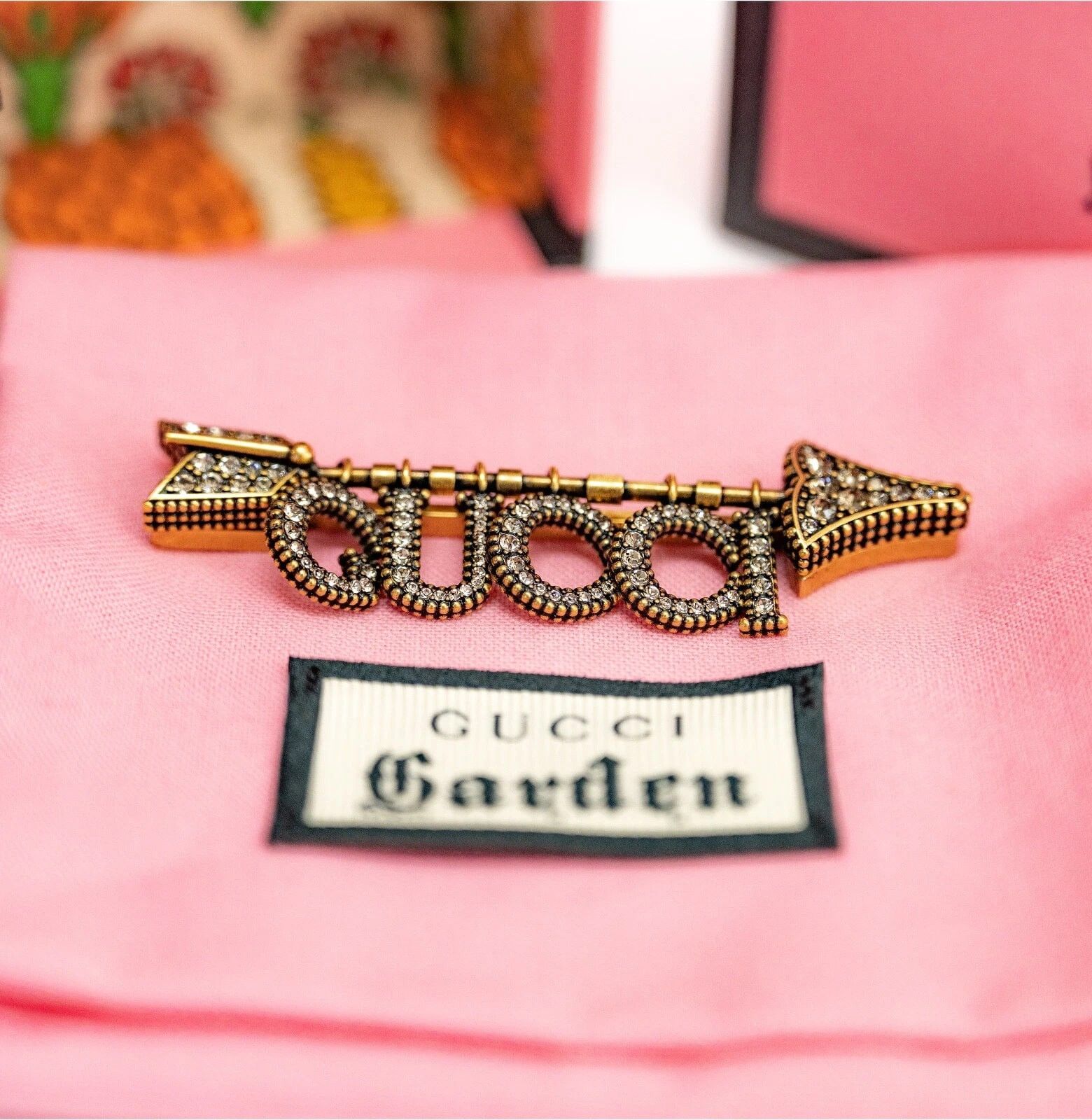 Gucci GUCCI GARDEN Antique Gold Crystal Arrow Magnetic Pin BROOCH Size ONE SIZE - 2 Thumbnail