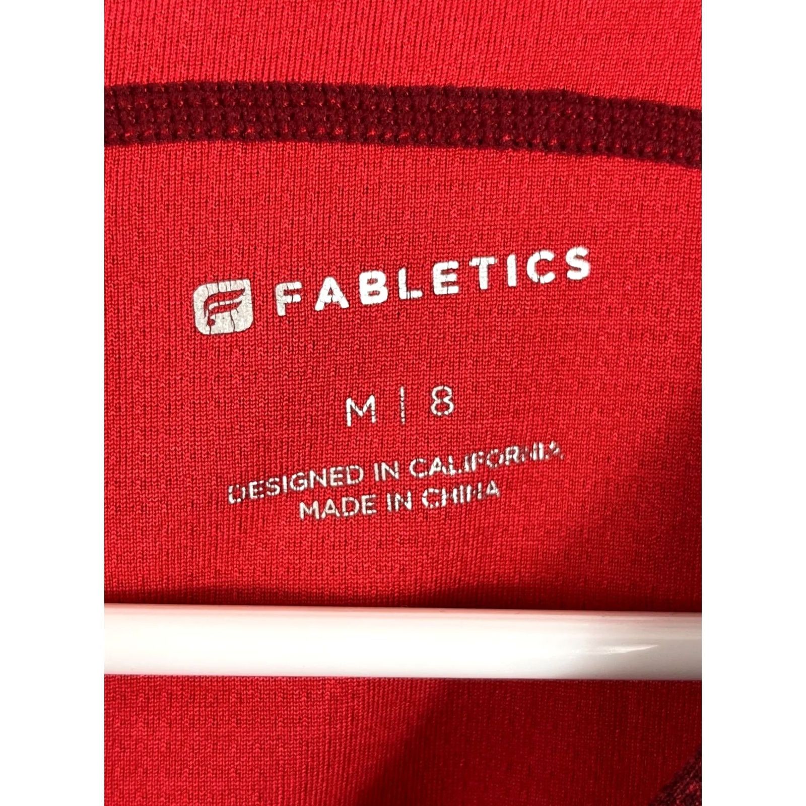 Fabletics Fabletics Burgundy Workout Shirt Long Sleeve V Neck Thumb Holes Top Women Size Medium 8 Gym Yoga Workout 134638 Size M / US 6-8 / IT 42-44 - 5 Thumbnail