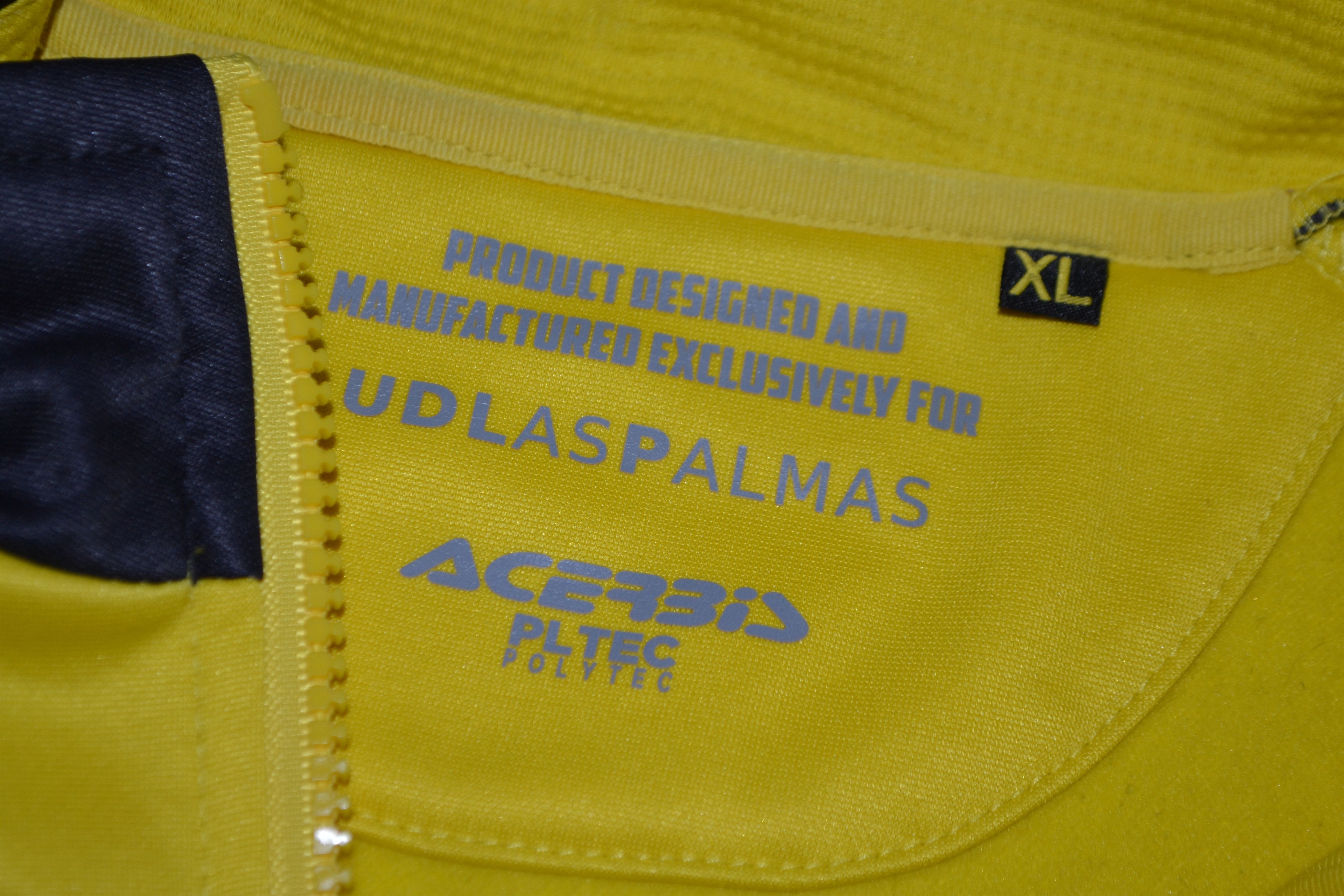 Other Las Palmas Spain Training Football Top Soccer Jersey Size US XL / EU 56 / 4 - 3 Thumbnail