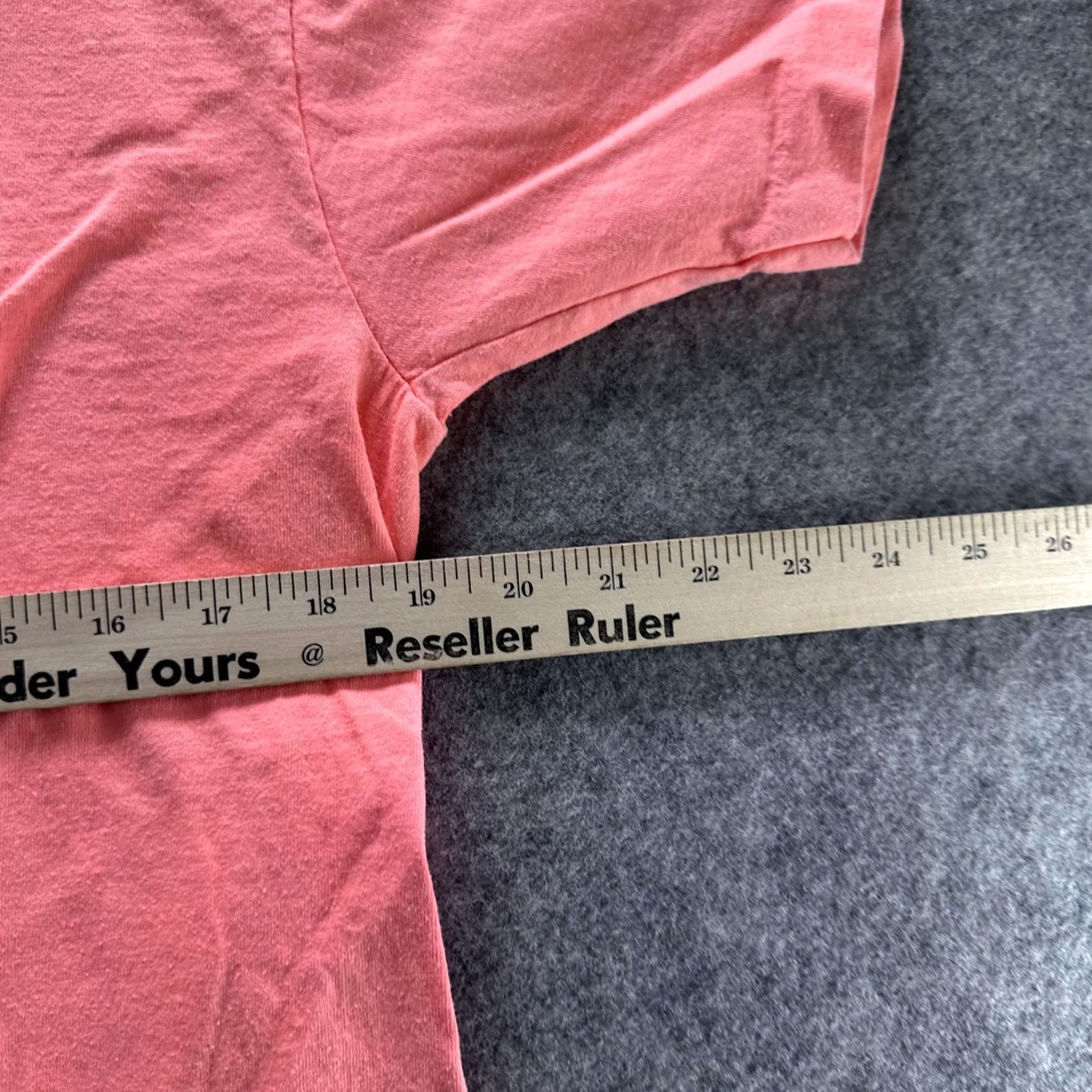 Vintage Screen Stars Best Shirt Mens L Pink Solid Crewneck Cotton Polyester Jersey T-Shirt Size US L / EU 52-54 / 3 - 6 Thumbnail