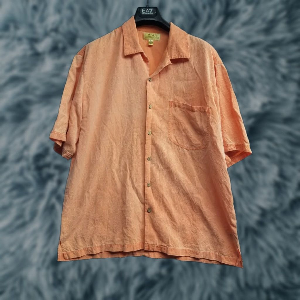 Vintage Vintage Ryan Michael Silk Blend Peach Men's XL Button-Up Shirt User: Vintage Ryan Michael Silk Blend Peach Men's XL Button-Up Shirt Size US XL / EU 56 / 4 - 1 Thumbnail
