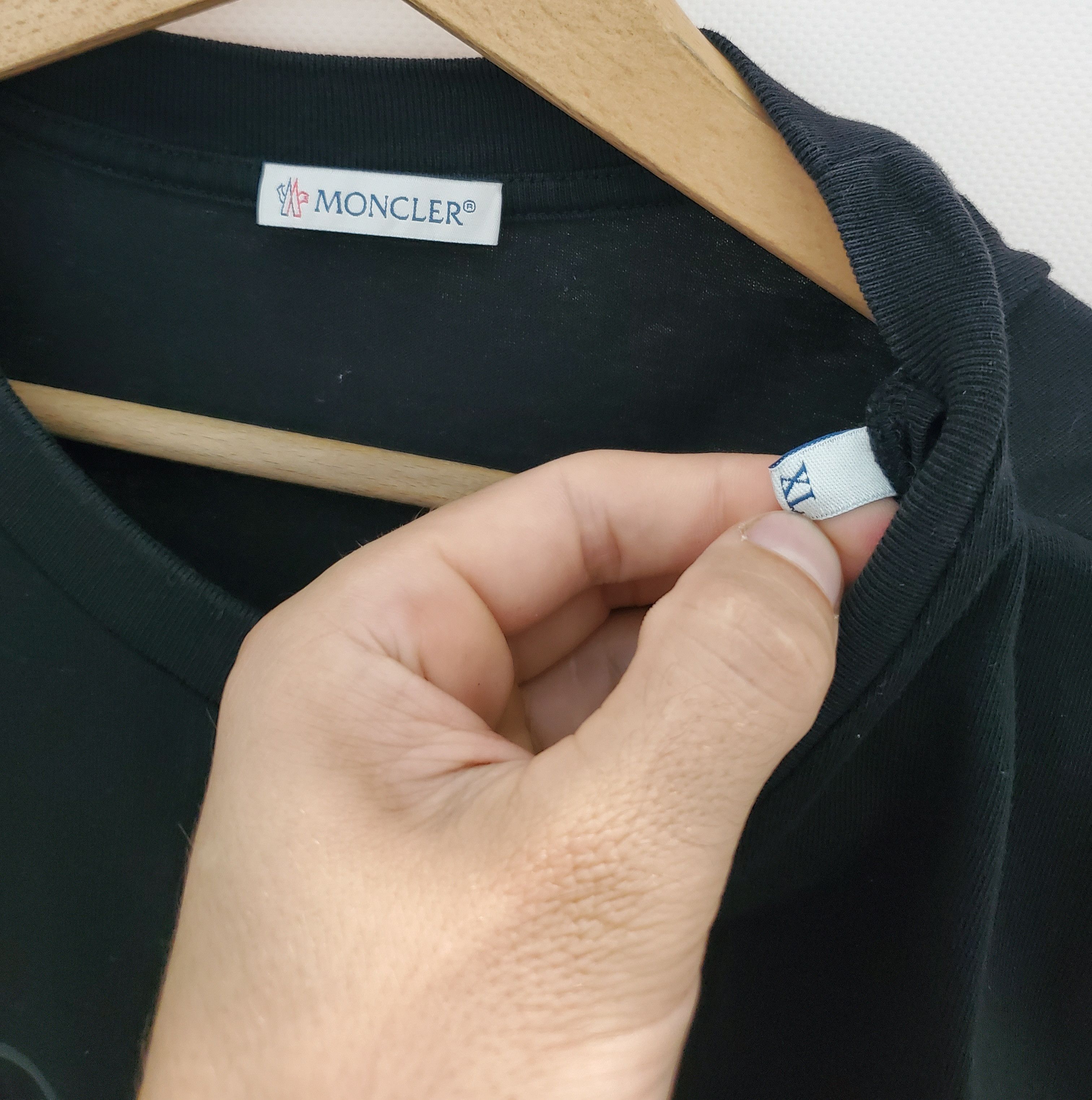 Moncler Moncler laminated-logoT-shirt new condition size L,Xl Size US XL / EU 56 / 4 - 2 Thumbnail