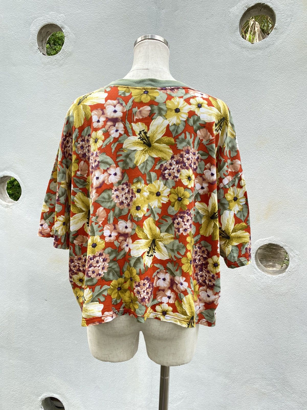 United Colors Of Benetton UNITED COLORS OF BENETTON printed tee Size M / US 6-8 / IT 42-44 - 7 Thumbnail