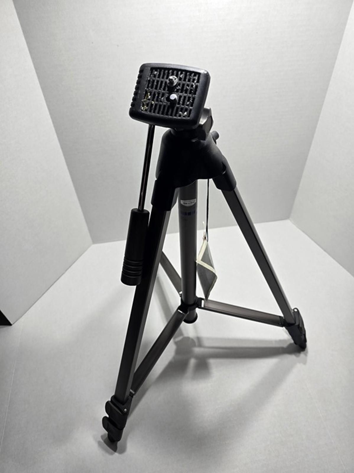 Other Quantaray: Titan II: QT II-150: Tripod: Model#: 29-166-0462 Size ONE SIZE - 1 Thumbnail