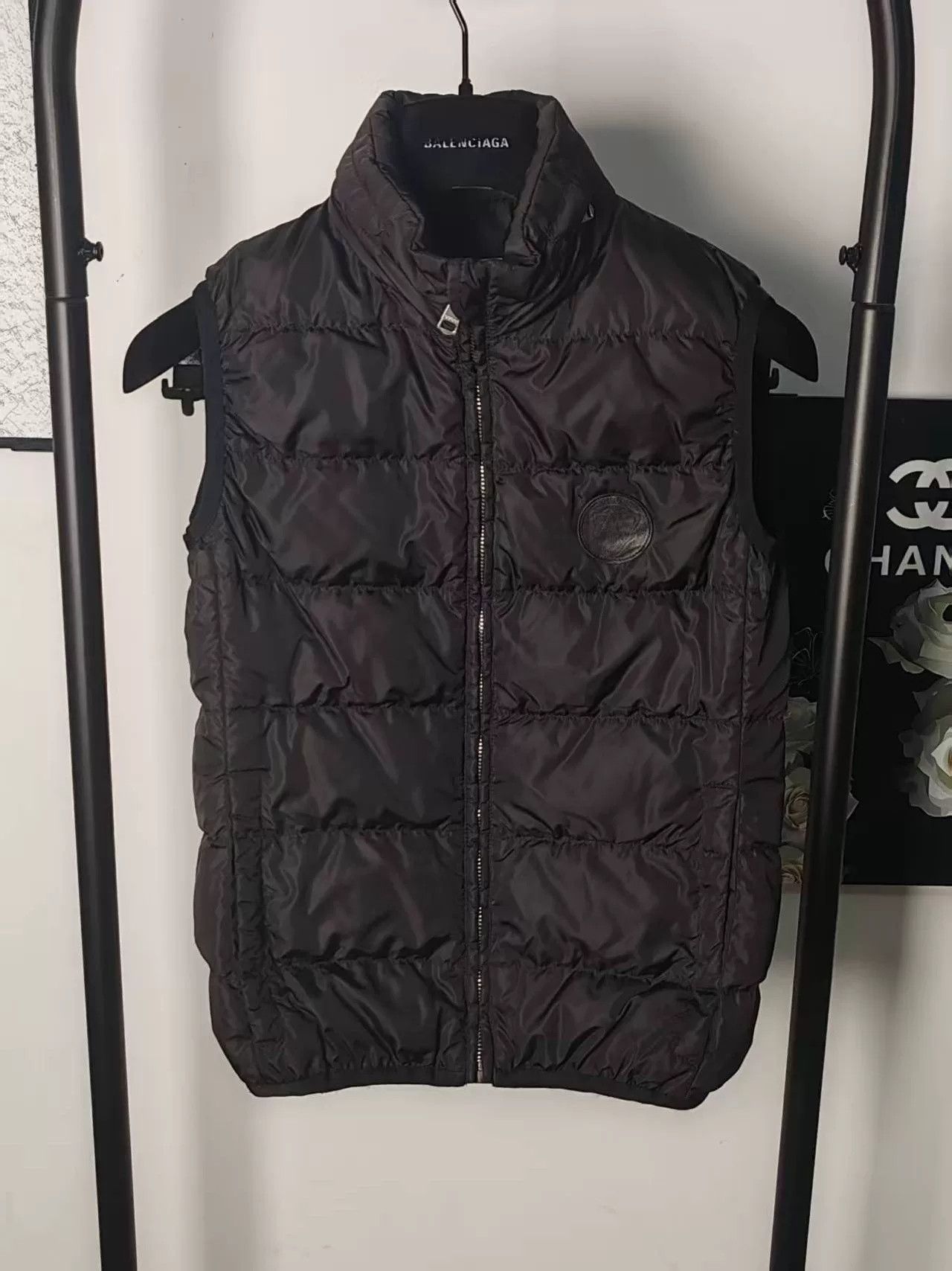 Gucci Authentic Gucci Black Down Vest Size US M / EU 48-50 / 2 - 1 Thumbnail