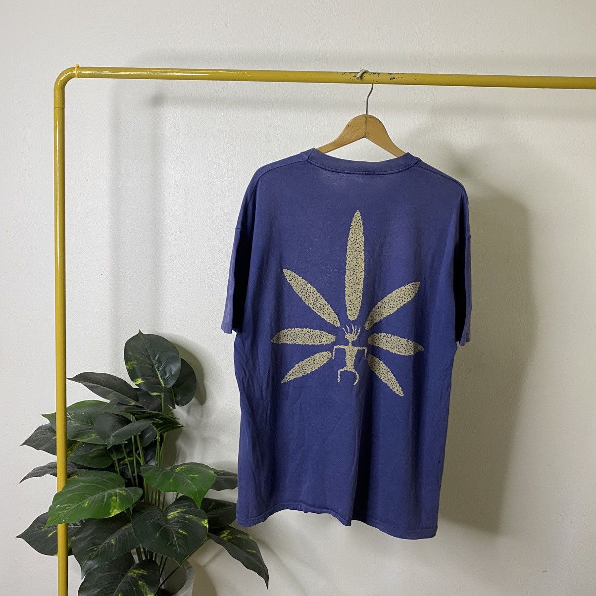 Vintage 1990s Blue Planet Surf Gear Bronze Age Surf Skate T Shirt Size US XL / EU 56 / 4 - 1 Thumbnail