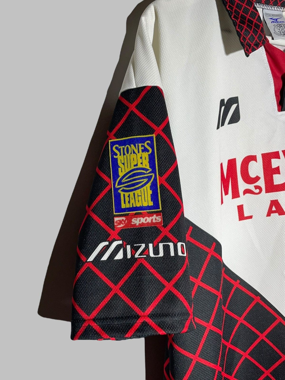 Mizuno St. Helens England Rugby Legue 1997 Mizuno Vintage Rugby Size US XL / EU 56 / 4 - 3 Thumbnail