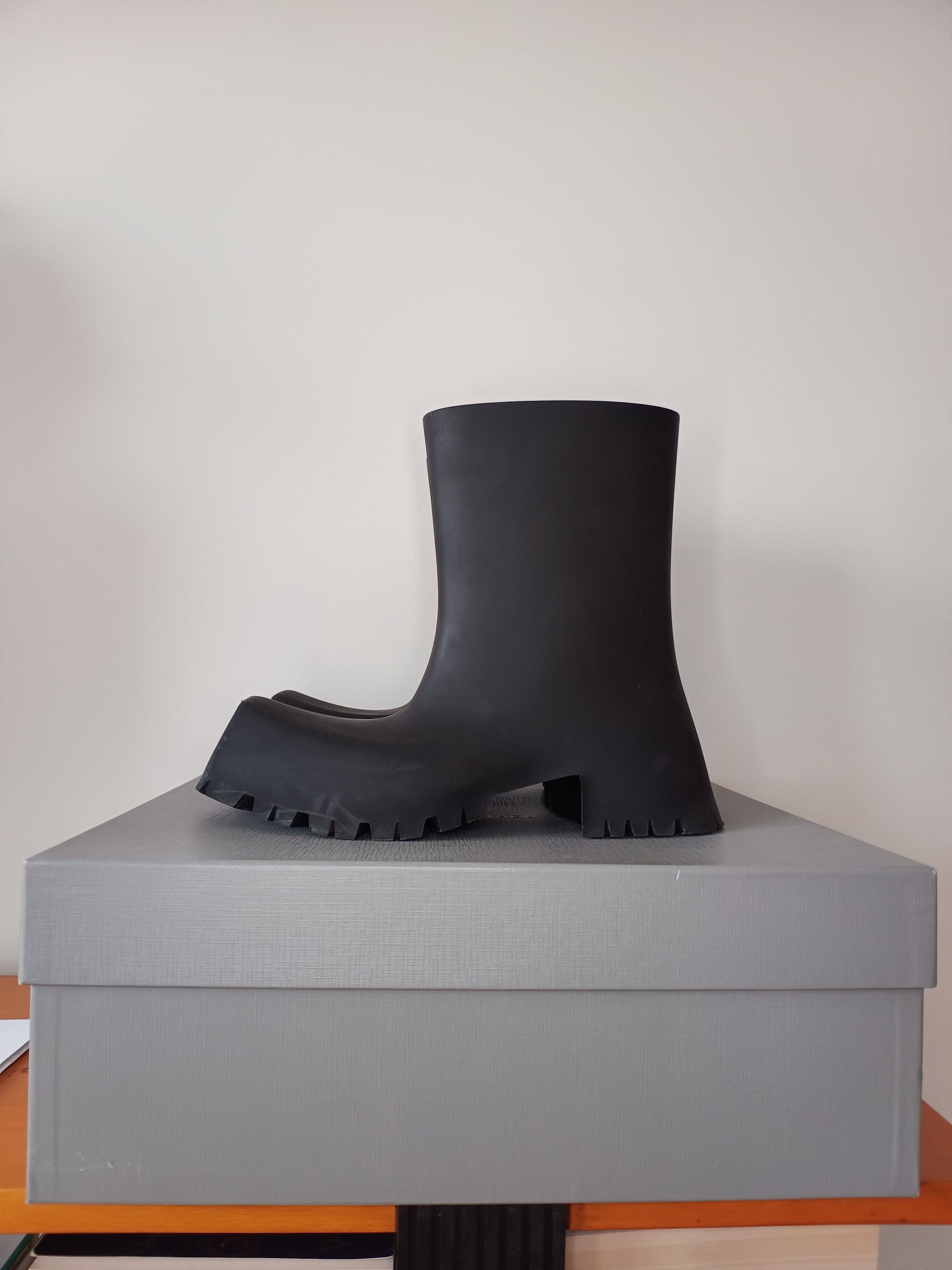 Balenciaga Balenciaga Trooper Boots - 40 IT | Grailed