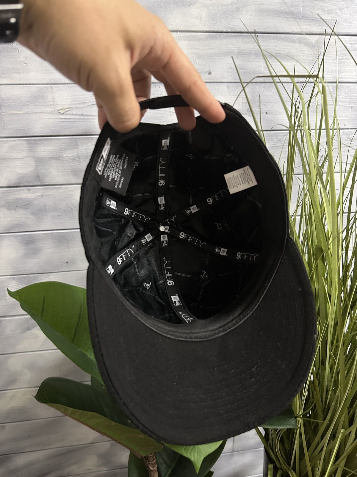 New Era Rare Cap ST. Pauli Skull Kopf Hat Y2K Soccer Size ONE SIZE - 7 Thumbnail