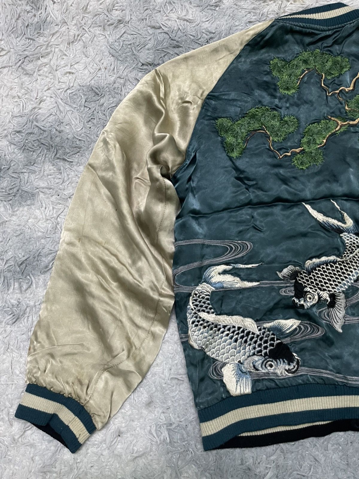 Toyo Enterprises VINTAGE SUKAJAN KOI FISH EMBROIDERED 💯 RAYON REVERSIBLE Size US L / EU 52-54 / 3 - 15 Thumbnail